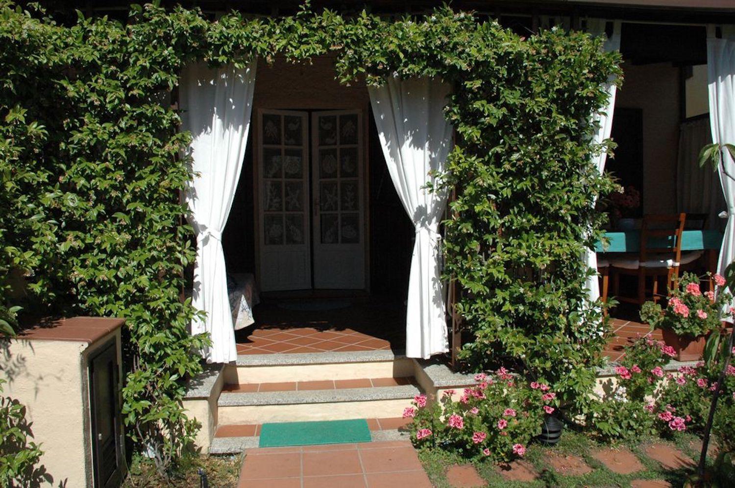 One-Bedroom House - Photo 3