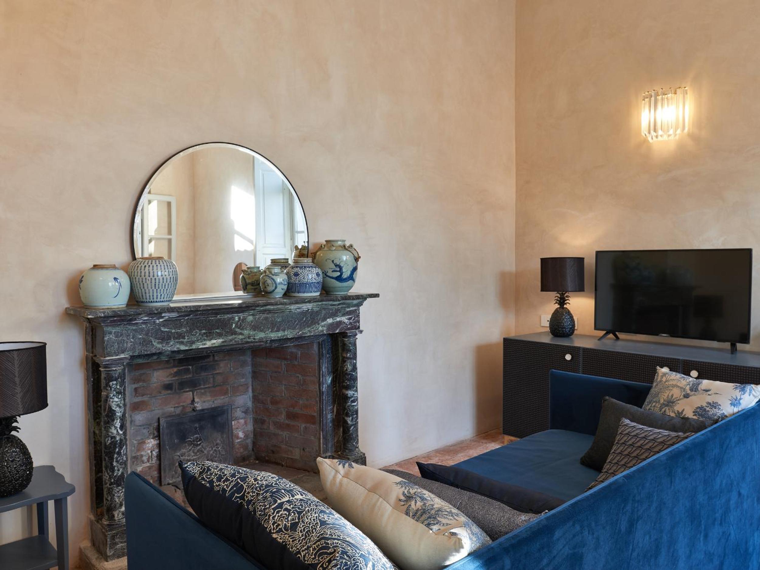 Suite - Photo 4