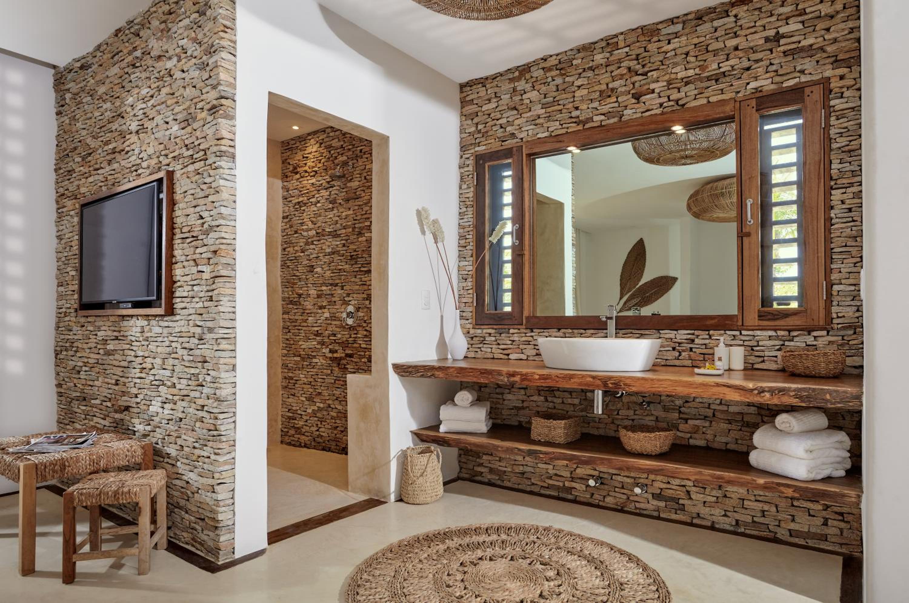 Suite with Balcony photo 2