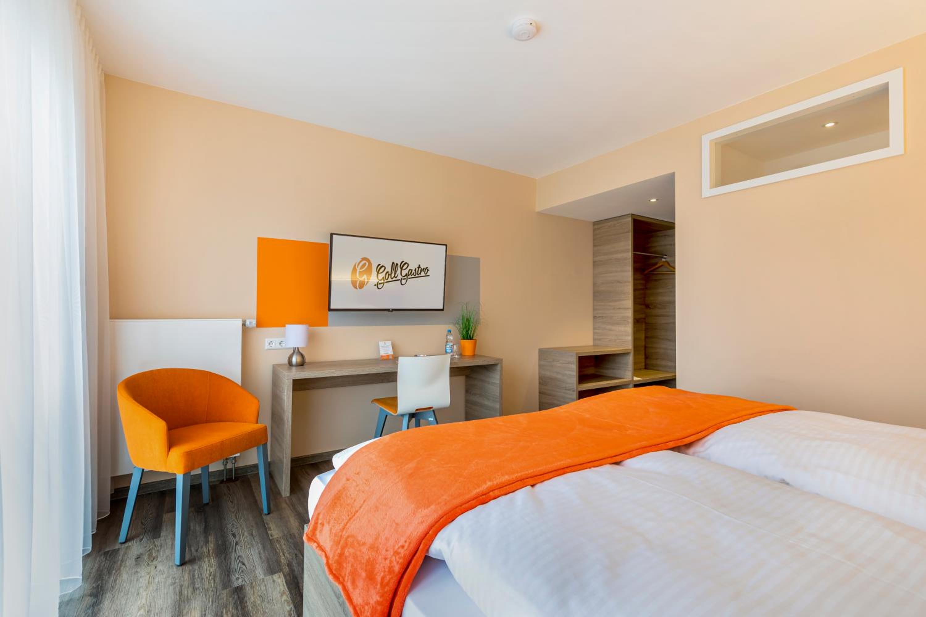 Standard Double Room - Photo 1