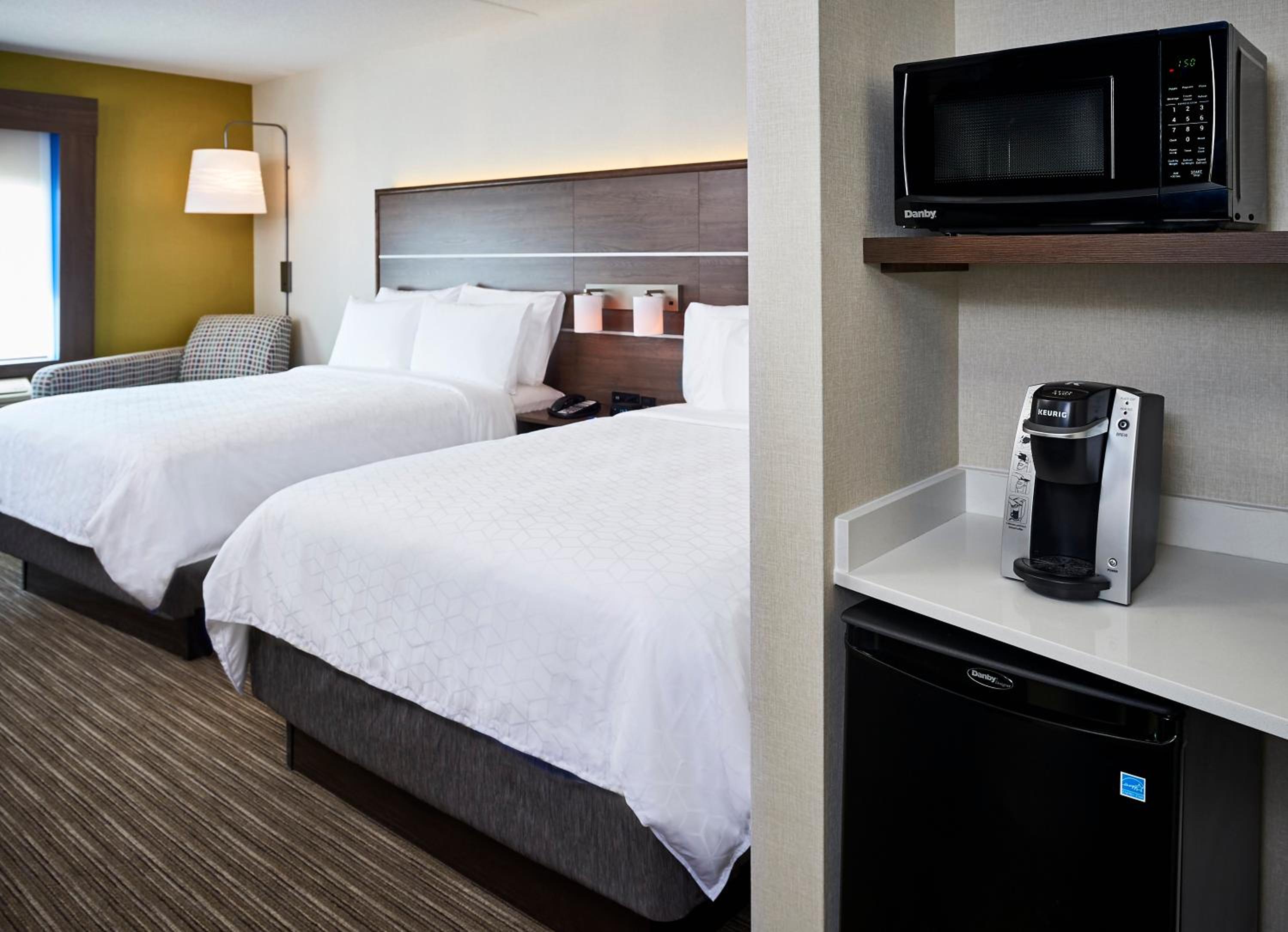Standard Room with Two Queen Beds