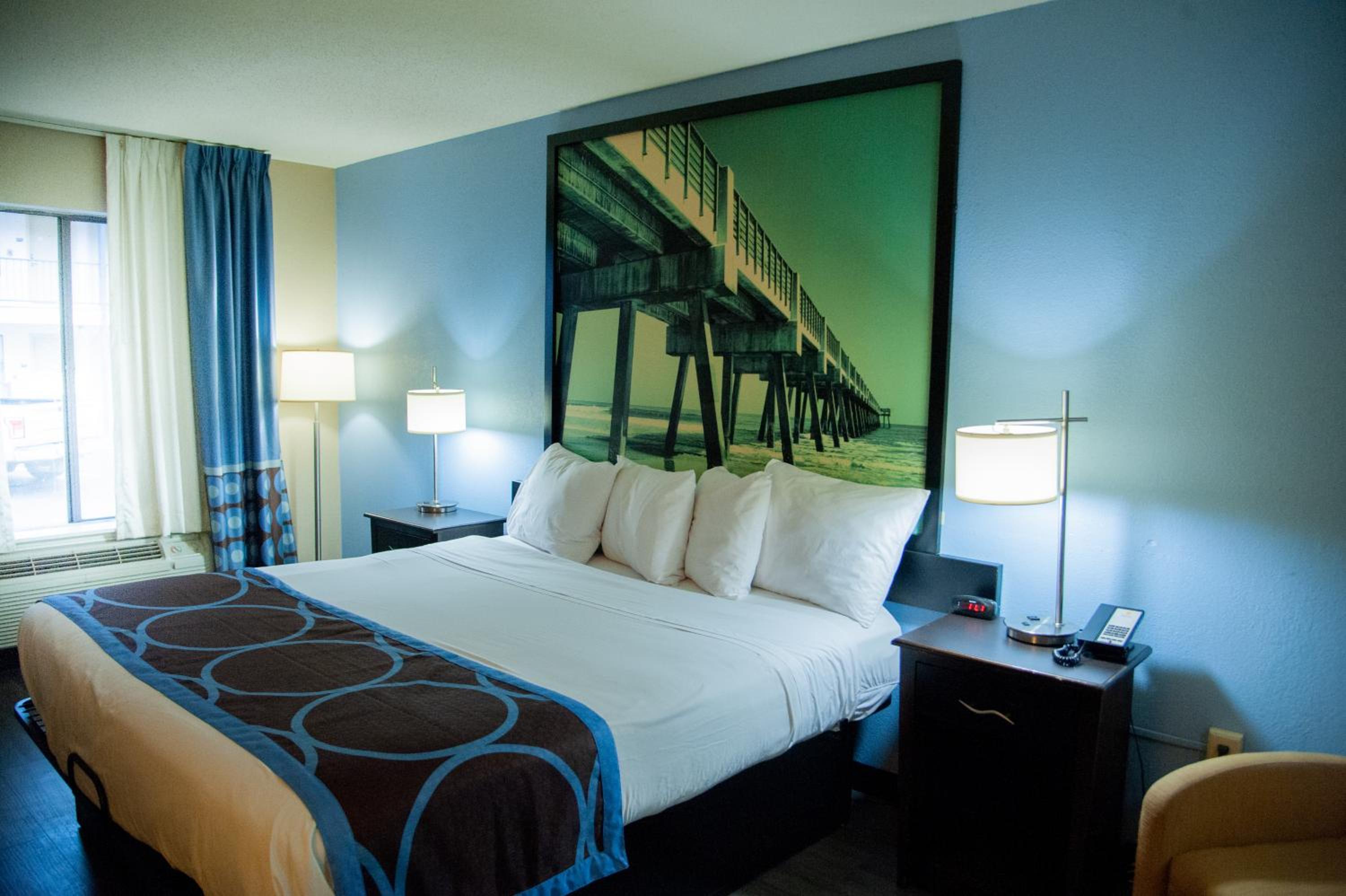 King Room - Mobility Access/Non-Smoking
