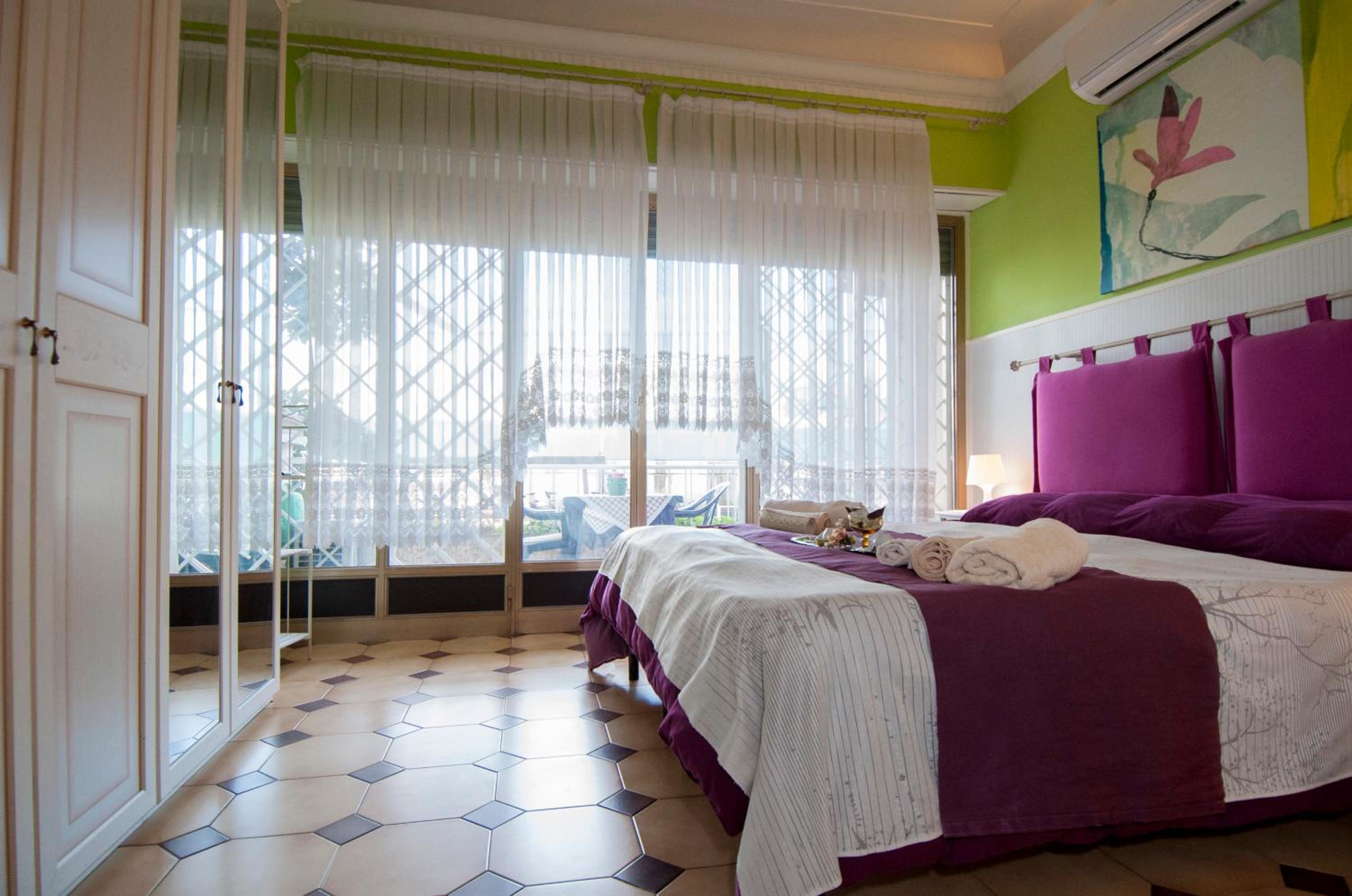 Double Room with Balcony photo 3