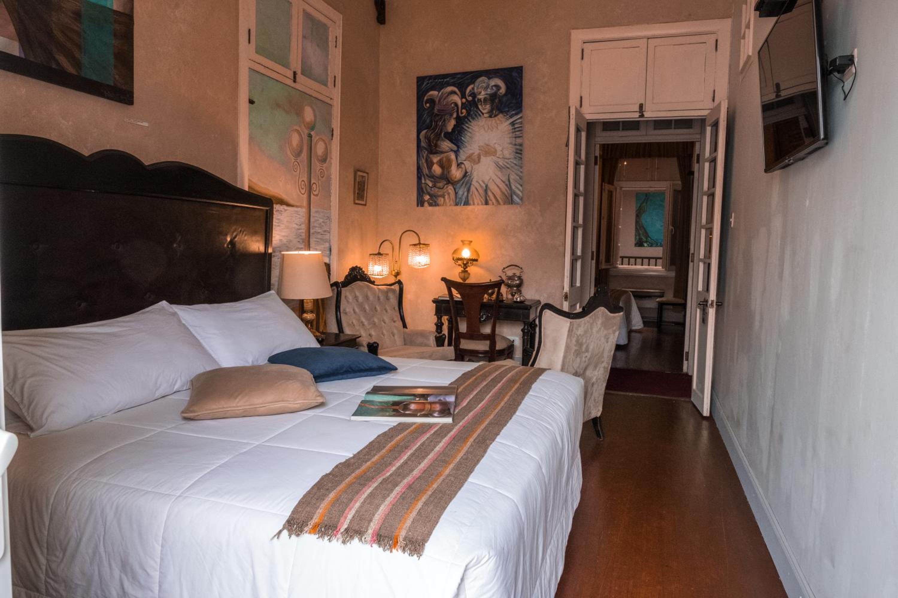 Suite with Balcony photo 2