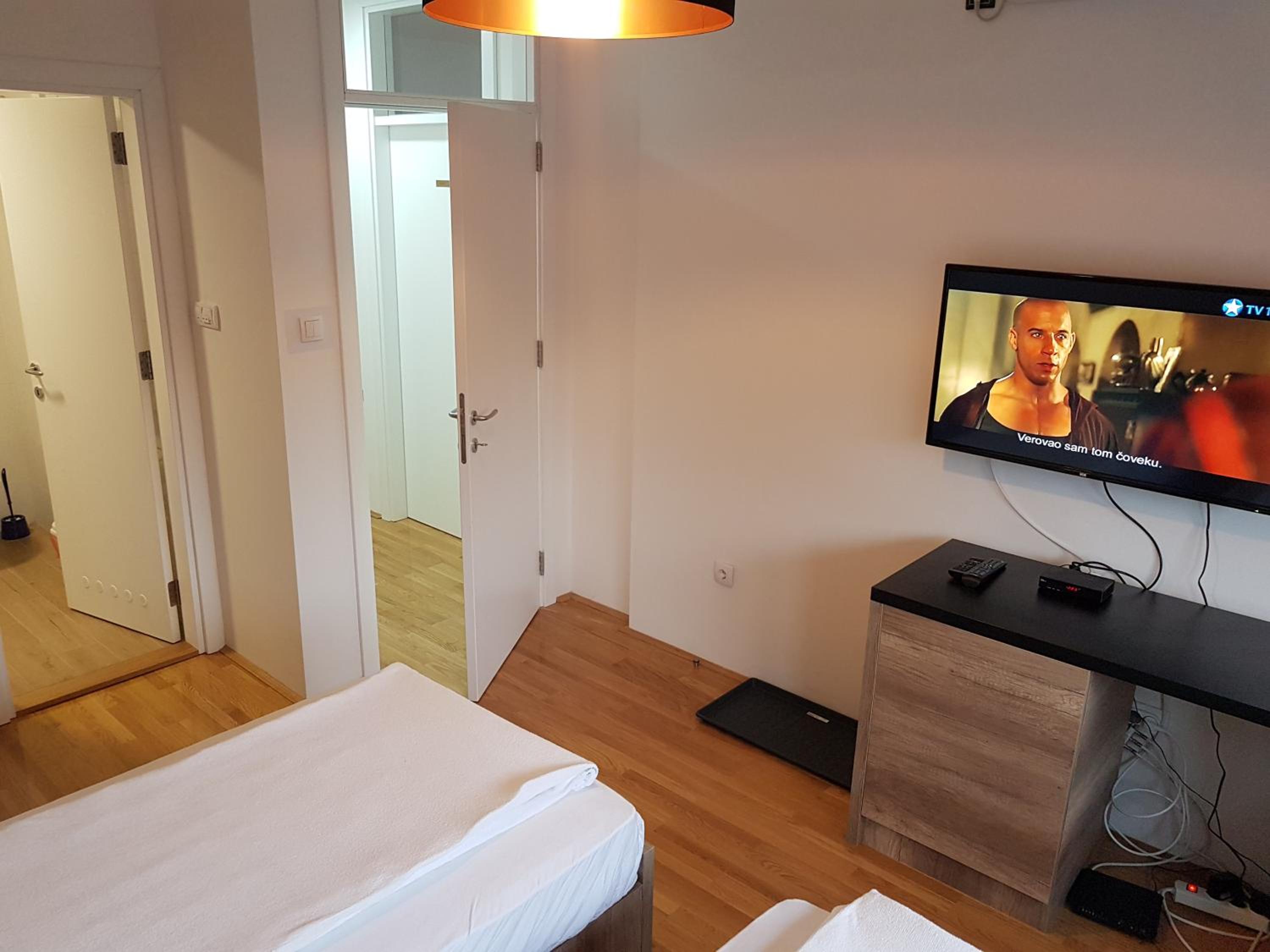 Double or Twin Room with Bathroom photo 2