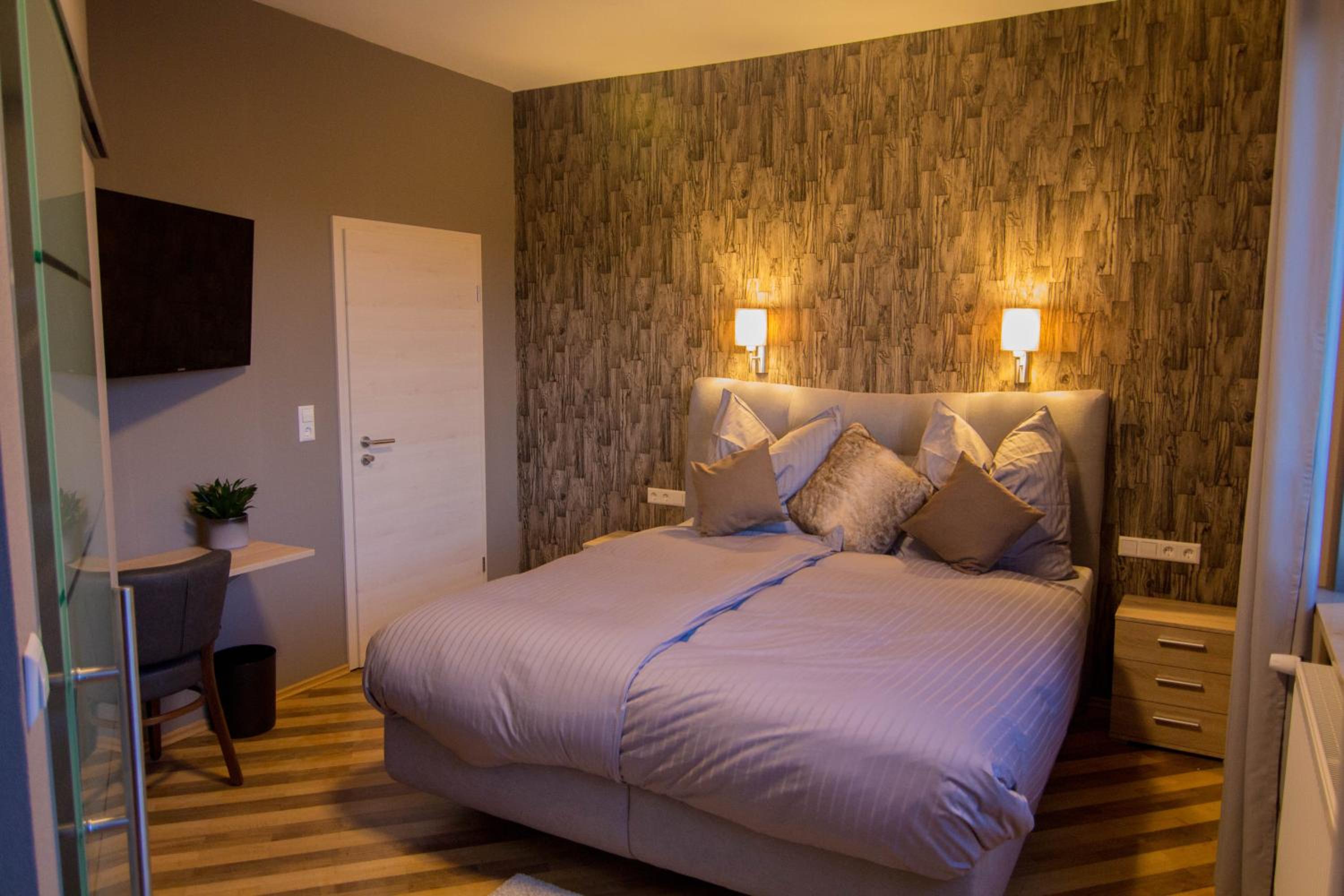 Double Room with Private Bathroom photo 2