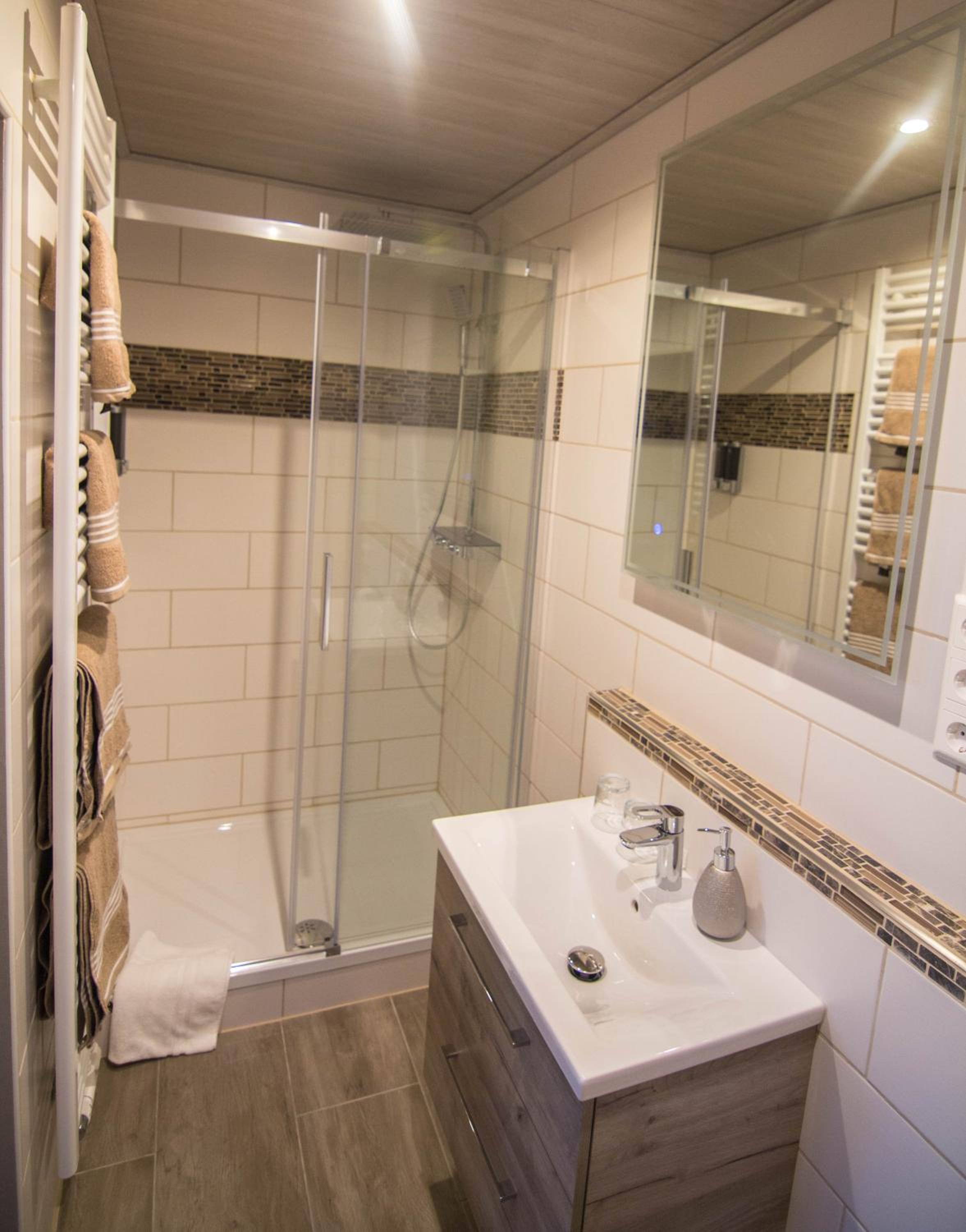 Large Double Room photo 2
