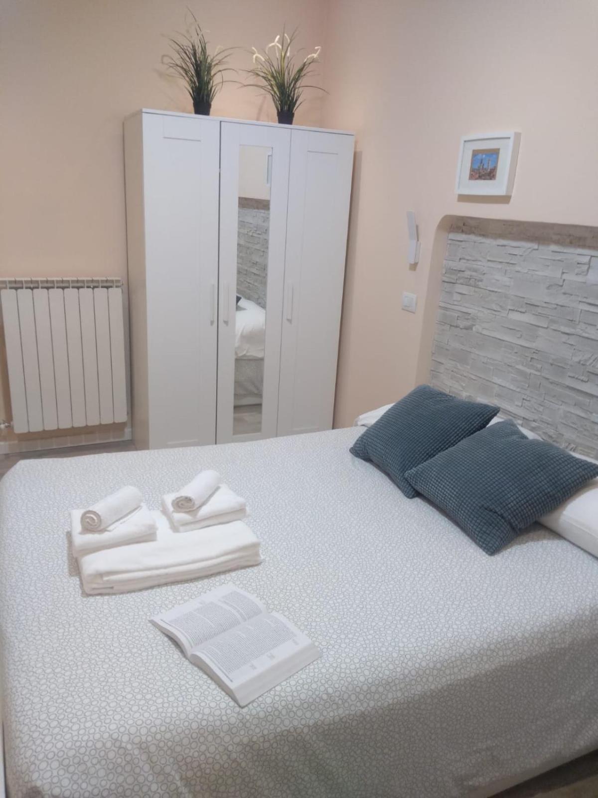 Triple Room with Terrace photo 1