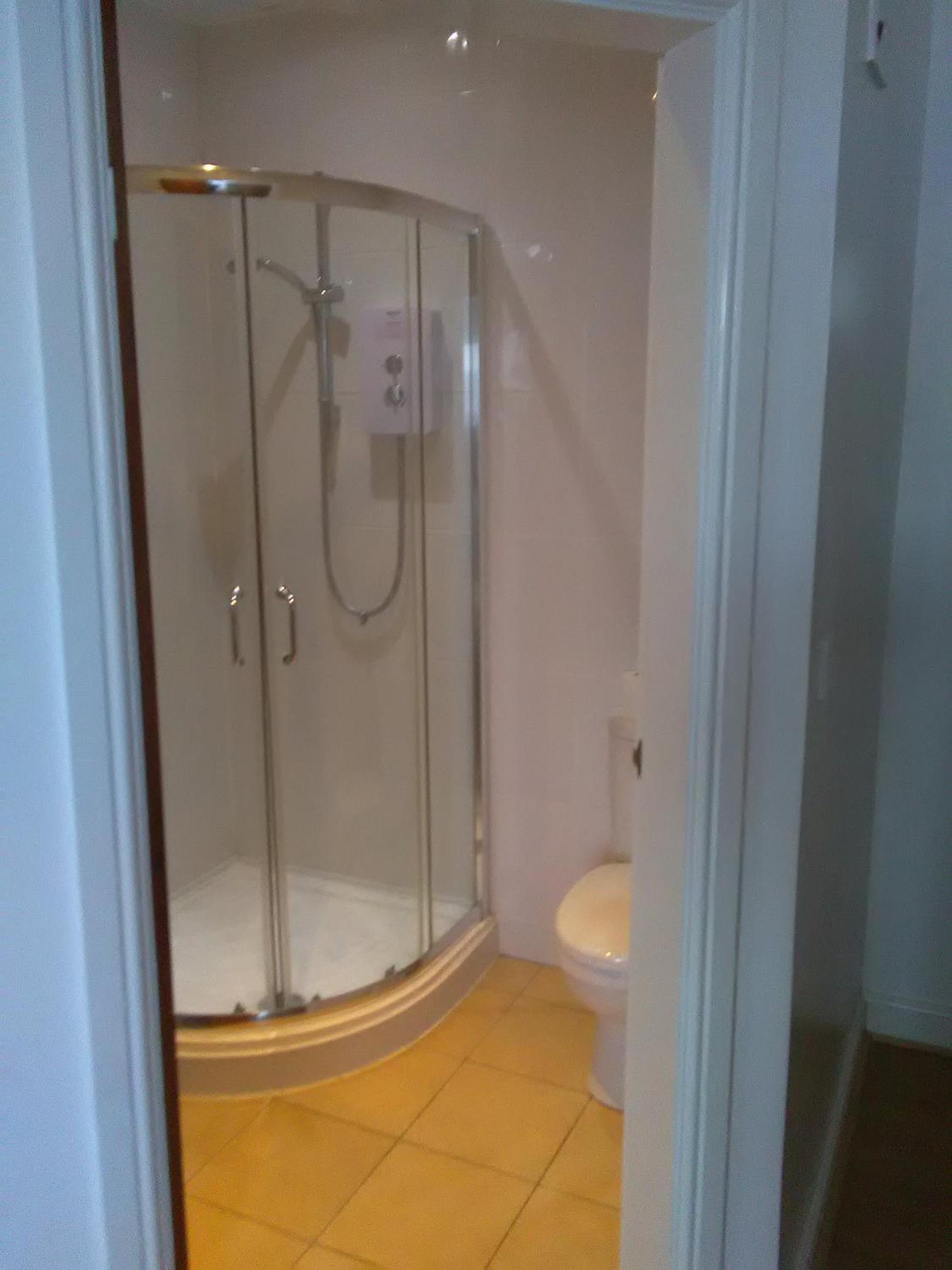 Double Room With Shared Bathroom photo 2