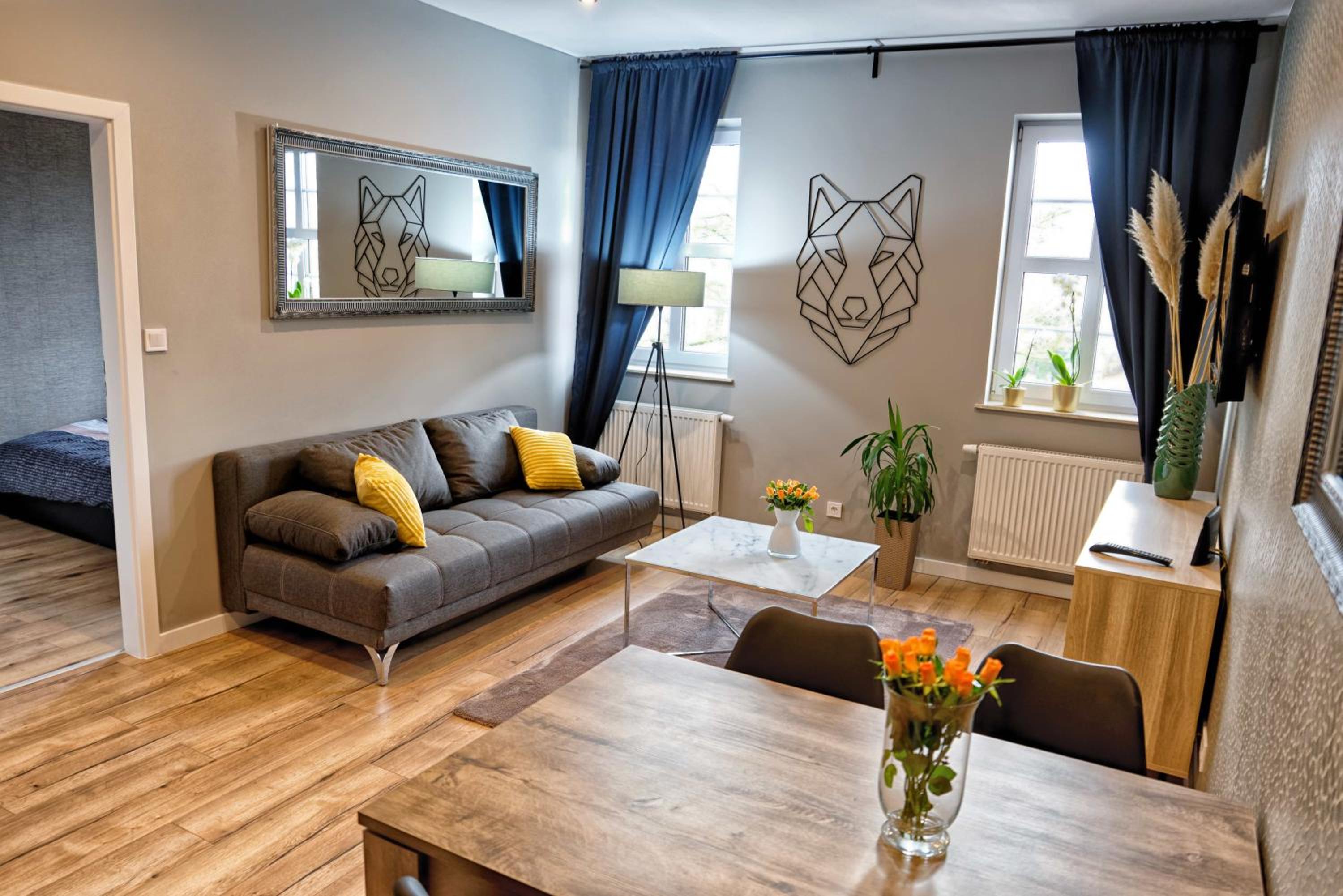 One-Bedroom Apartment - Photo 4