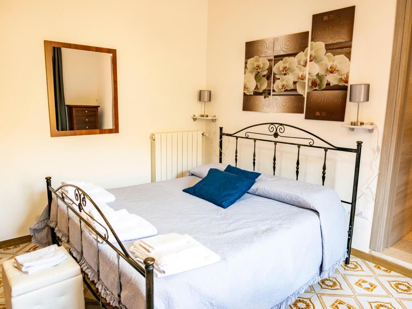Triple Room with Private Bathroom photo 1