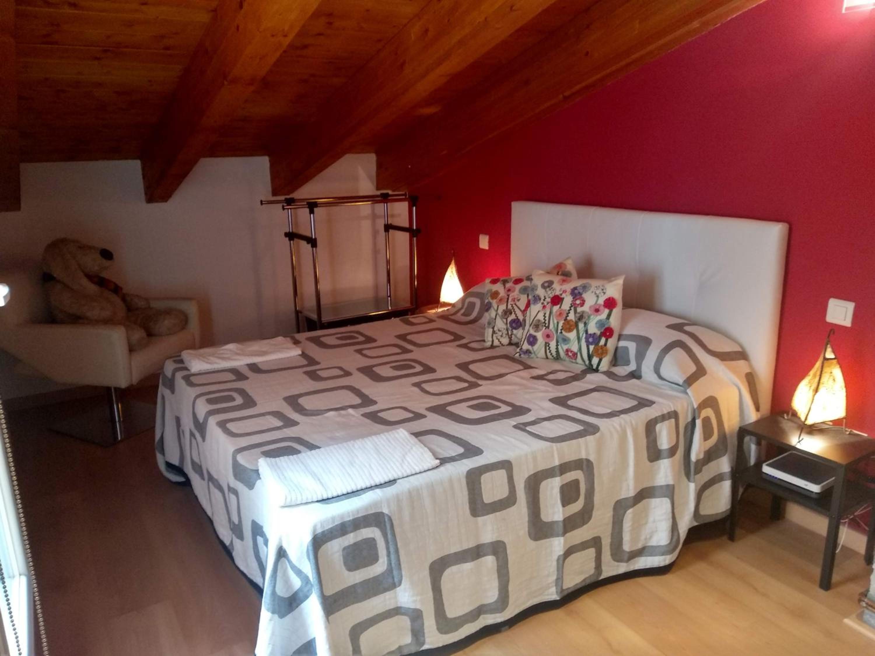 Three-Bedroom Apartment - Photo 20