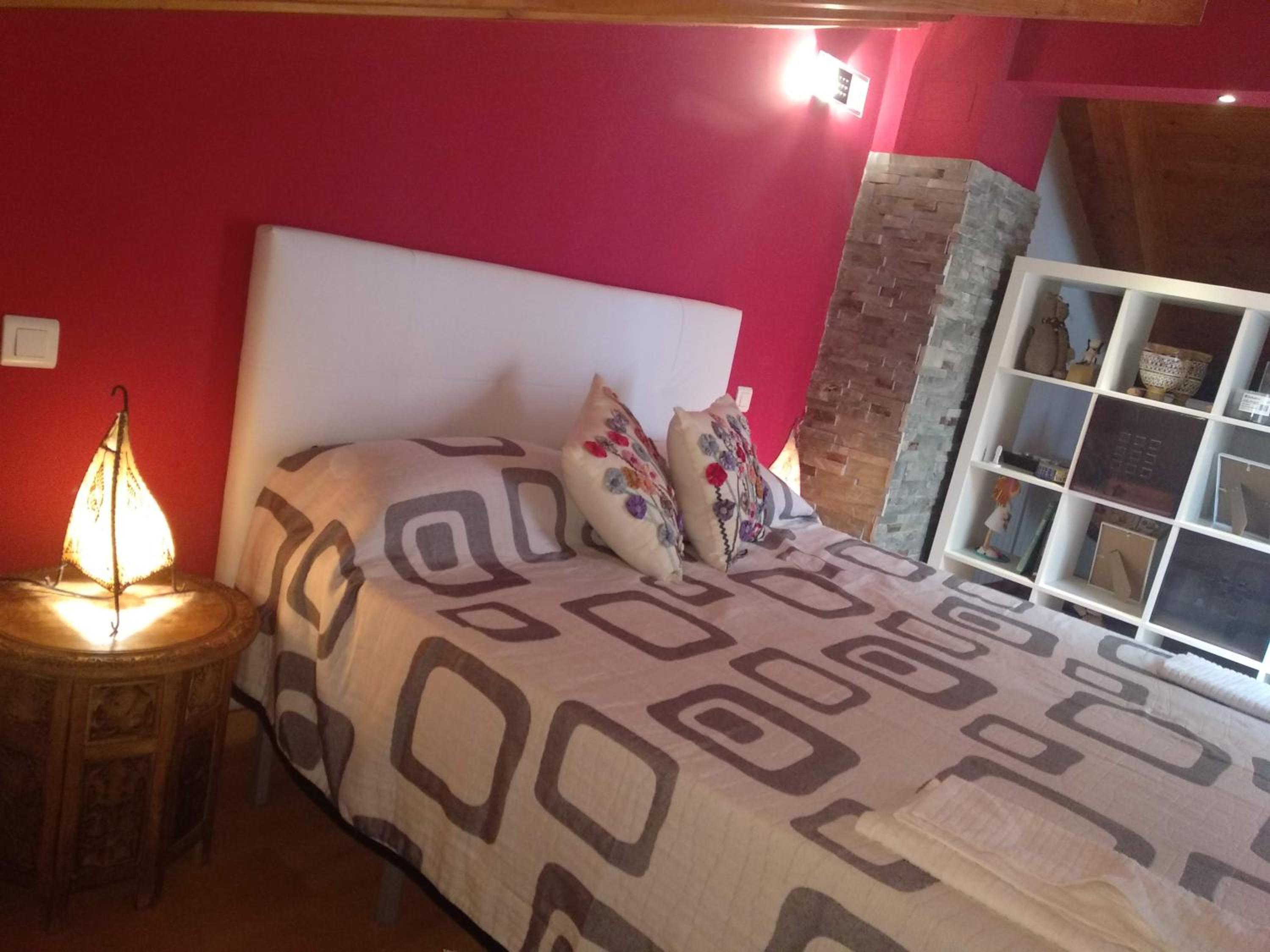 Three-Bedroom Apartment - Photo 19