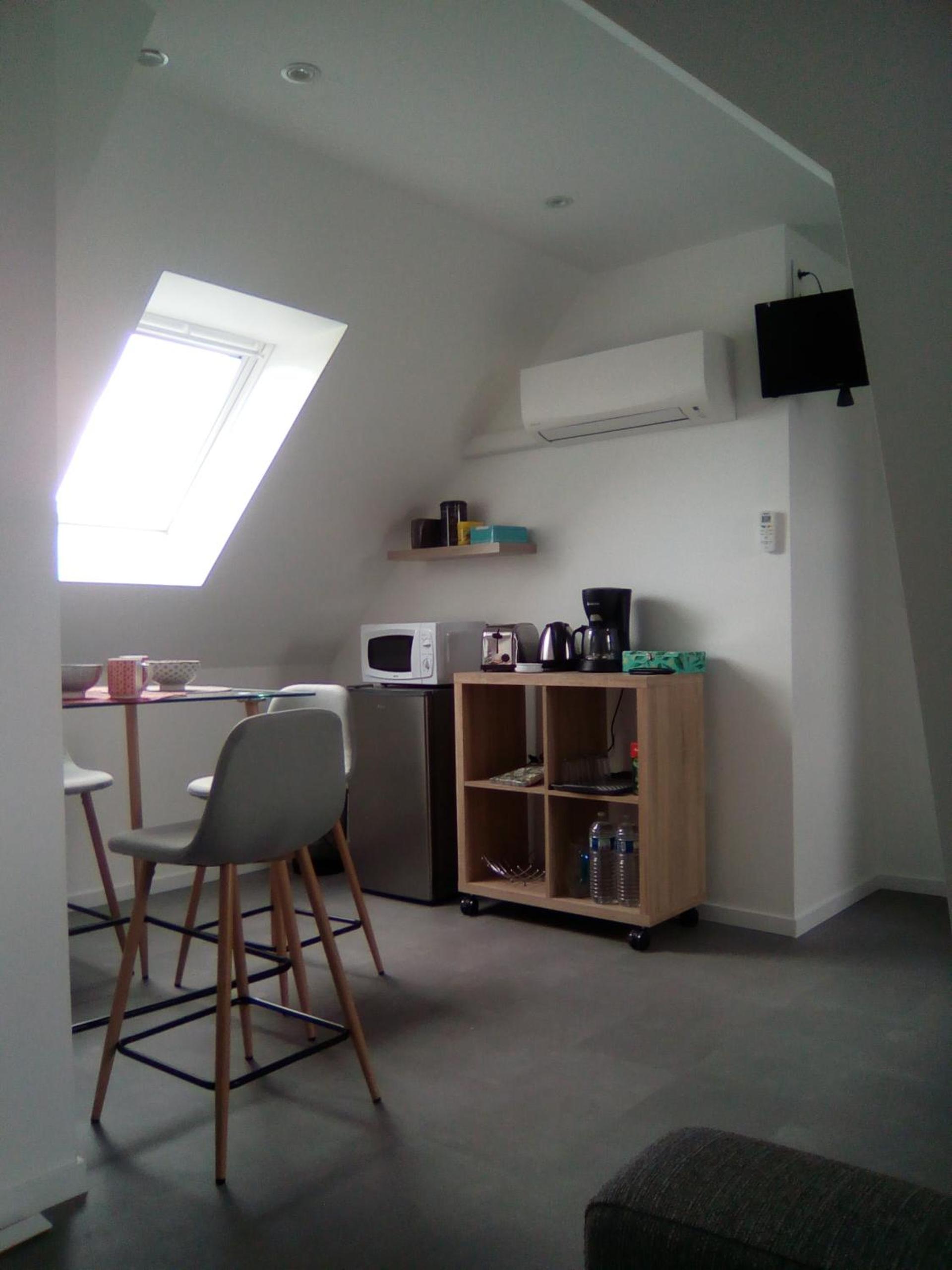 Double Room with Garden View - Photo 3