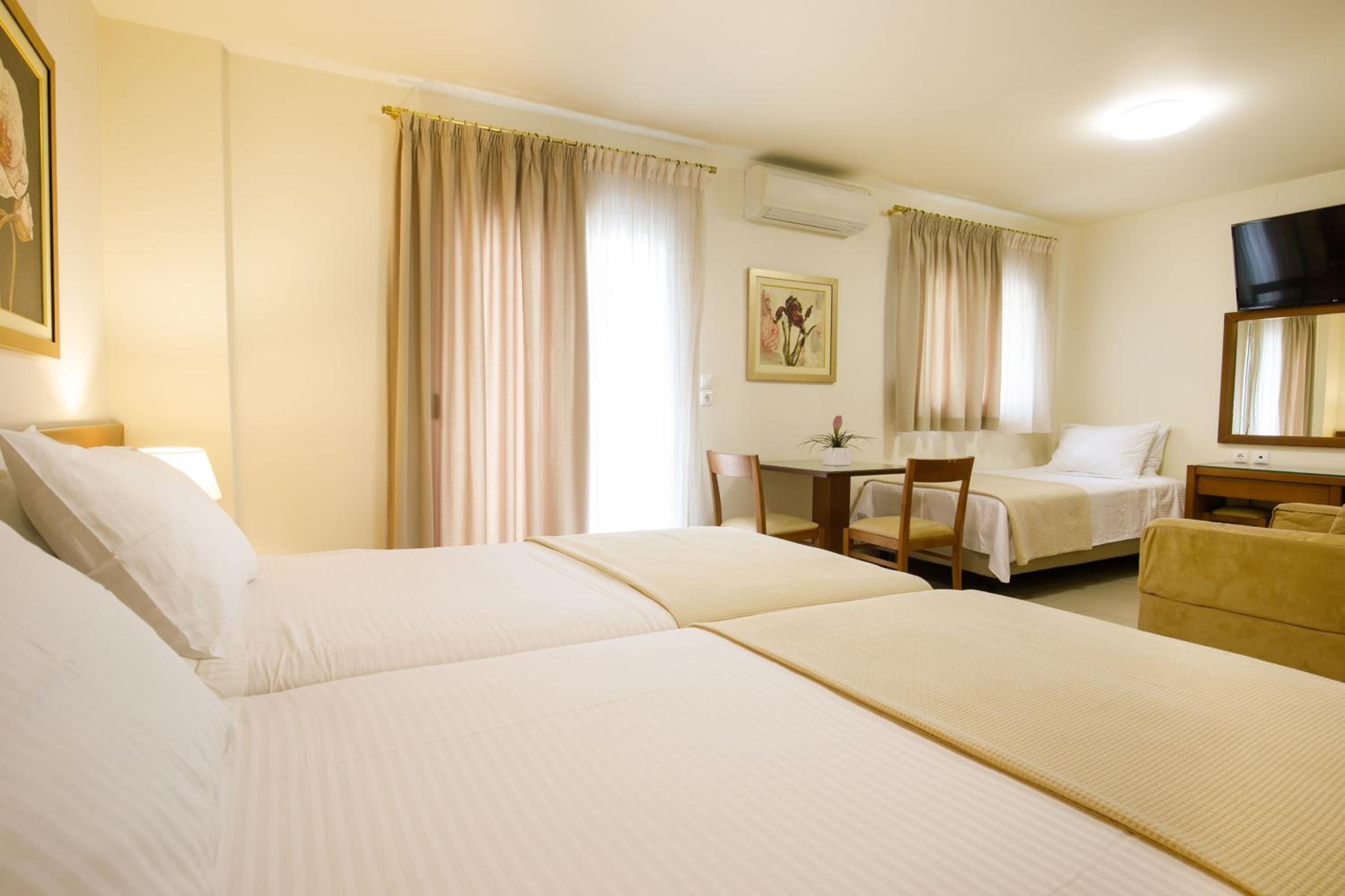 Triple Room photo 3