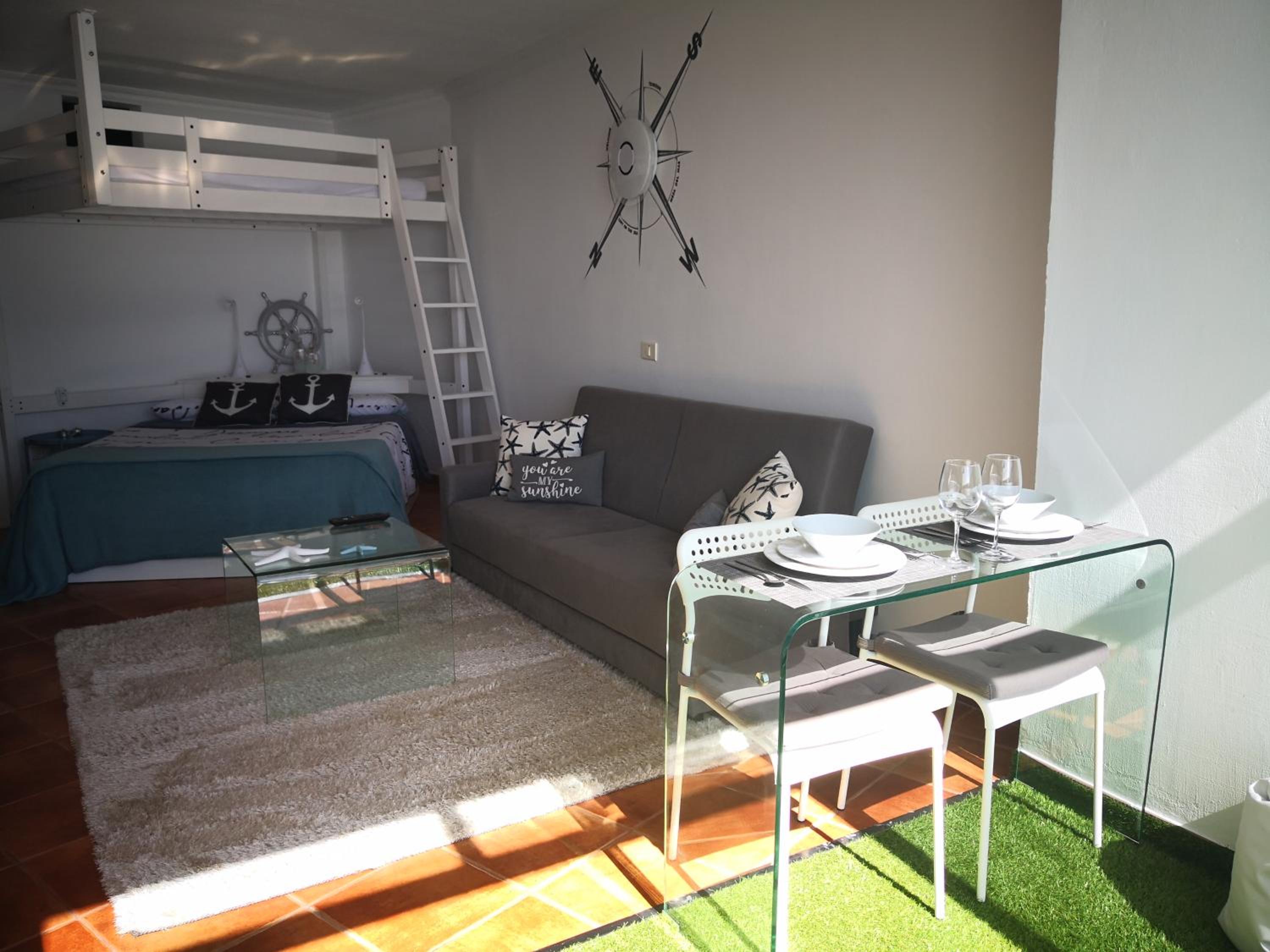 Apartamento con vista al mar