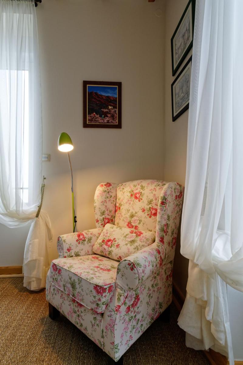 Suite with Mountain View - Photo 1