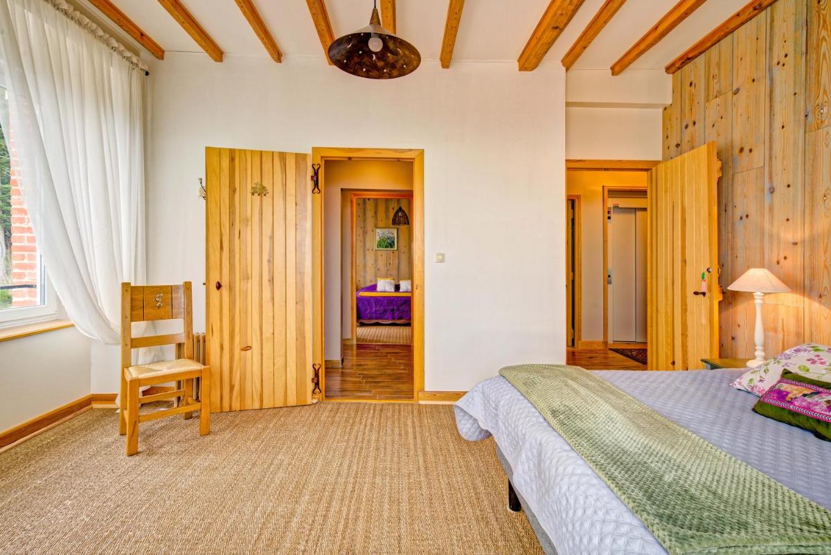 Suite with Mountain View - Photo 7