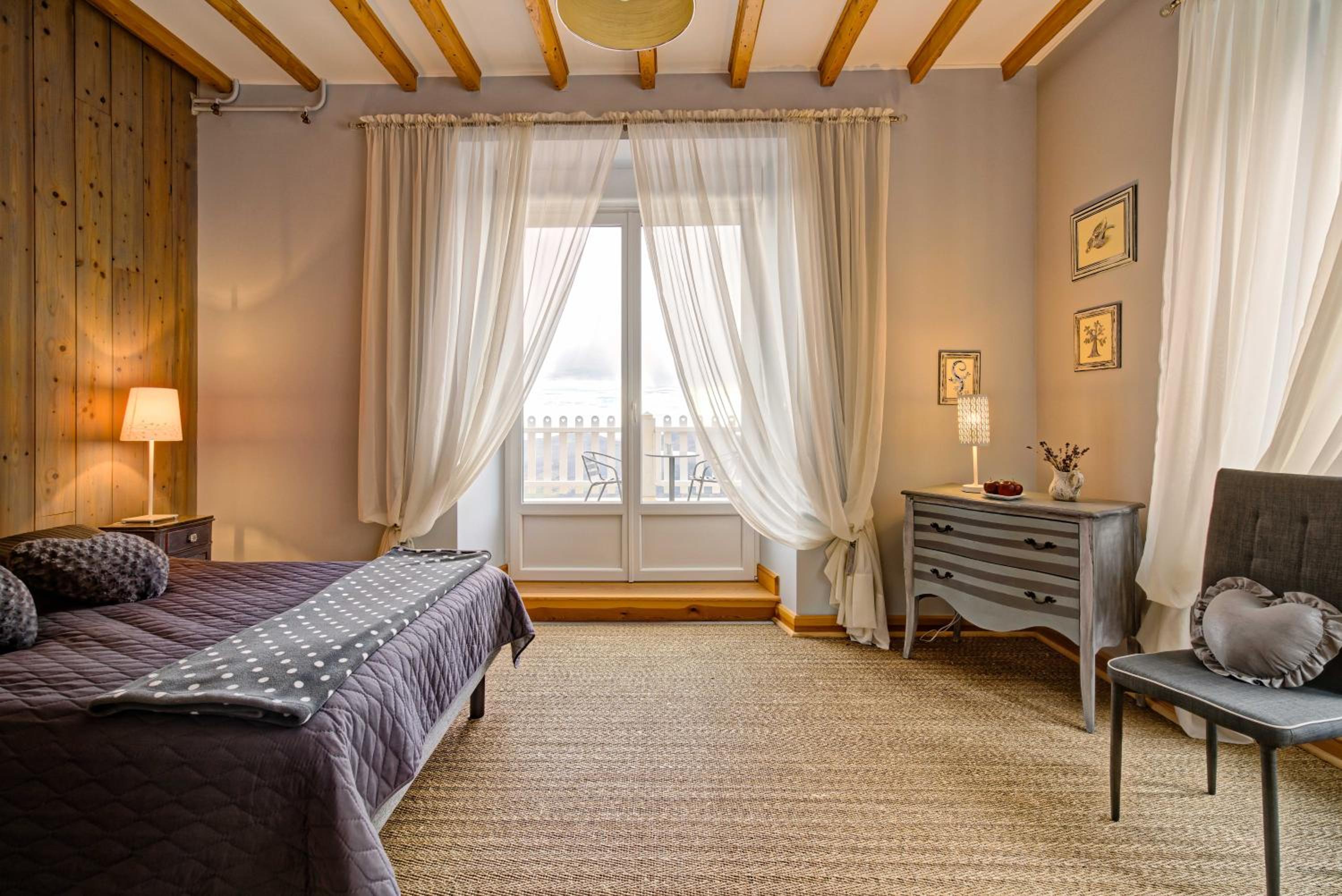 Suite with Terrace - Photo 8