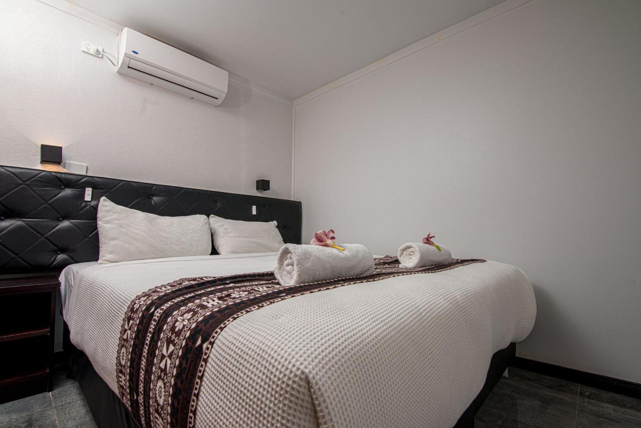 One-Bedroom Villa - Photo 1