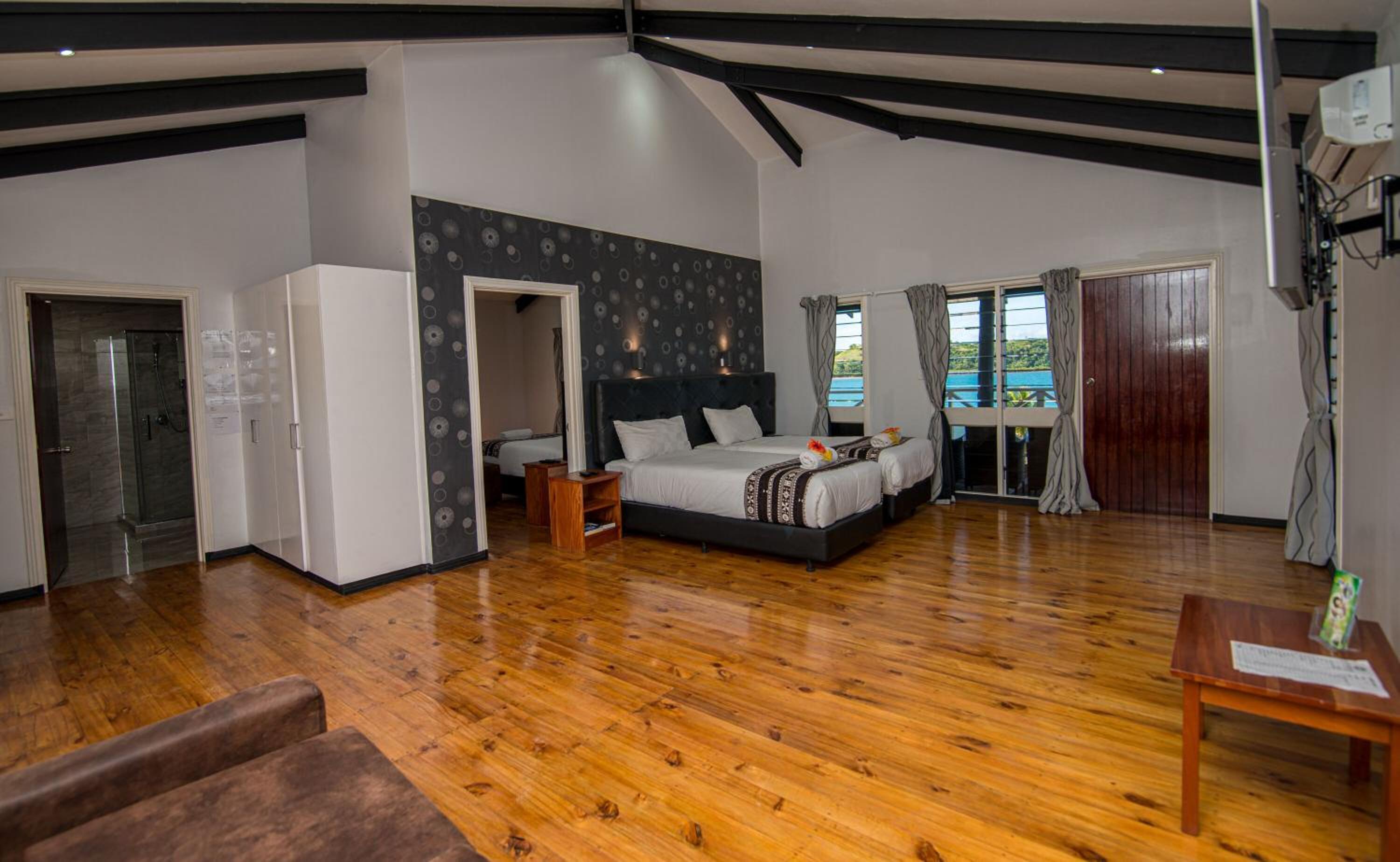 Villa - Beach Front photo 1