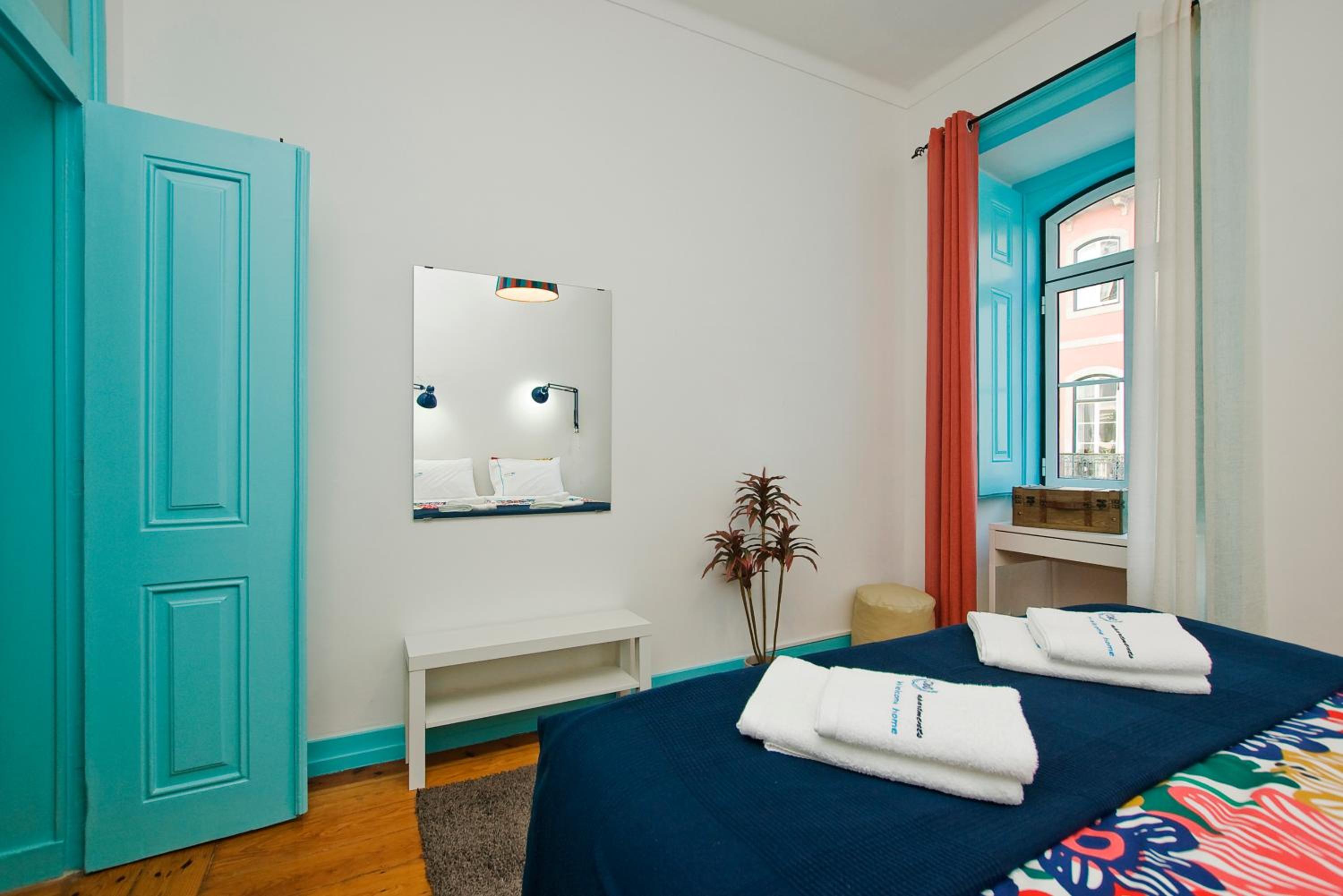 Double Room with Shared Bathroom photo 2
