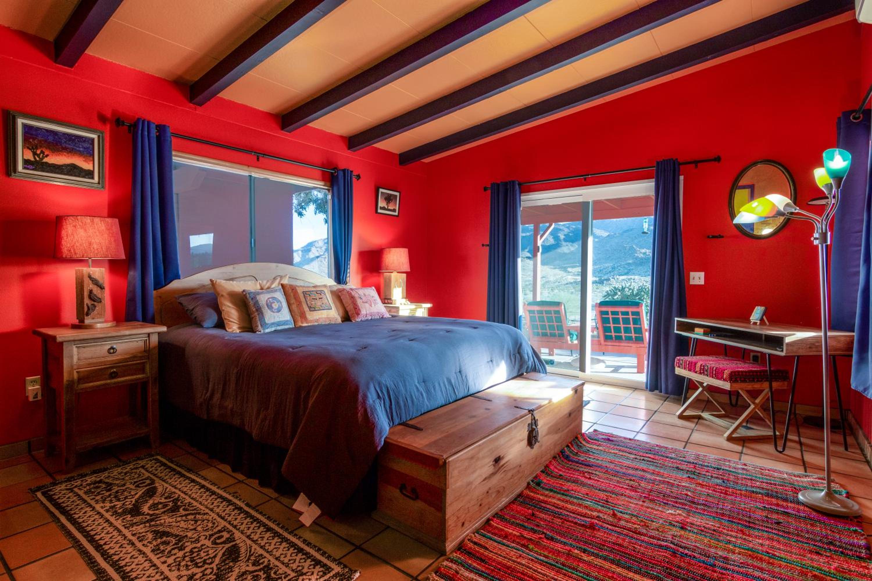 One-Bedroom House - Photo 4