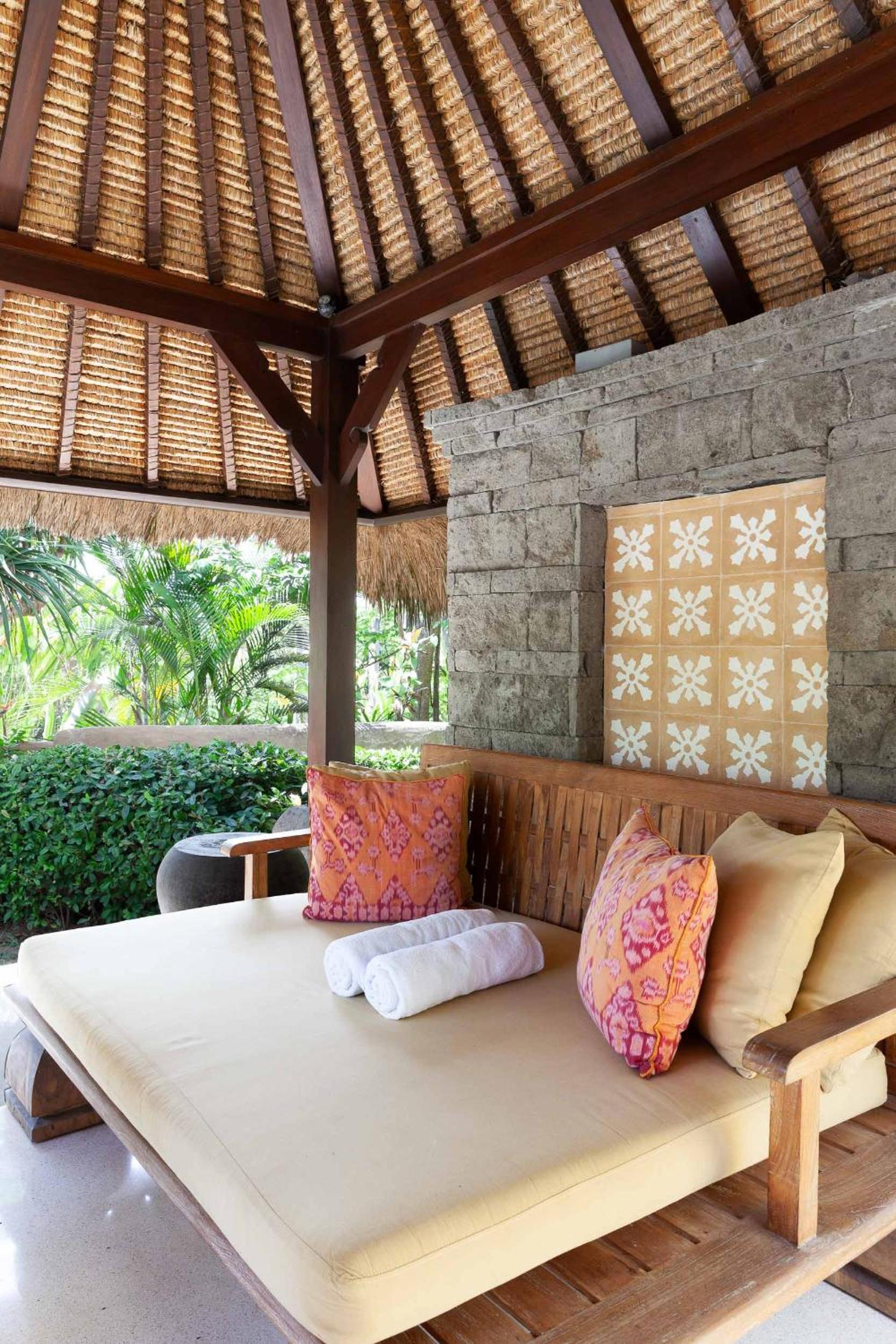 Two-Bedroom Villa with Free Shuttle to Canggu - Photo 11