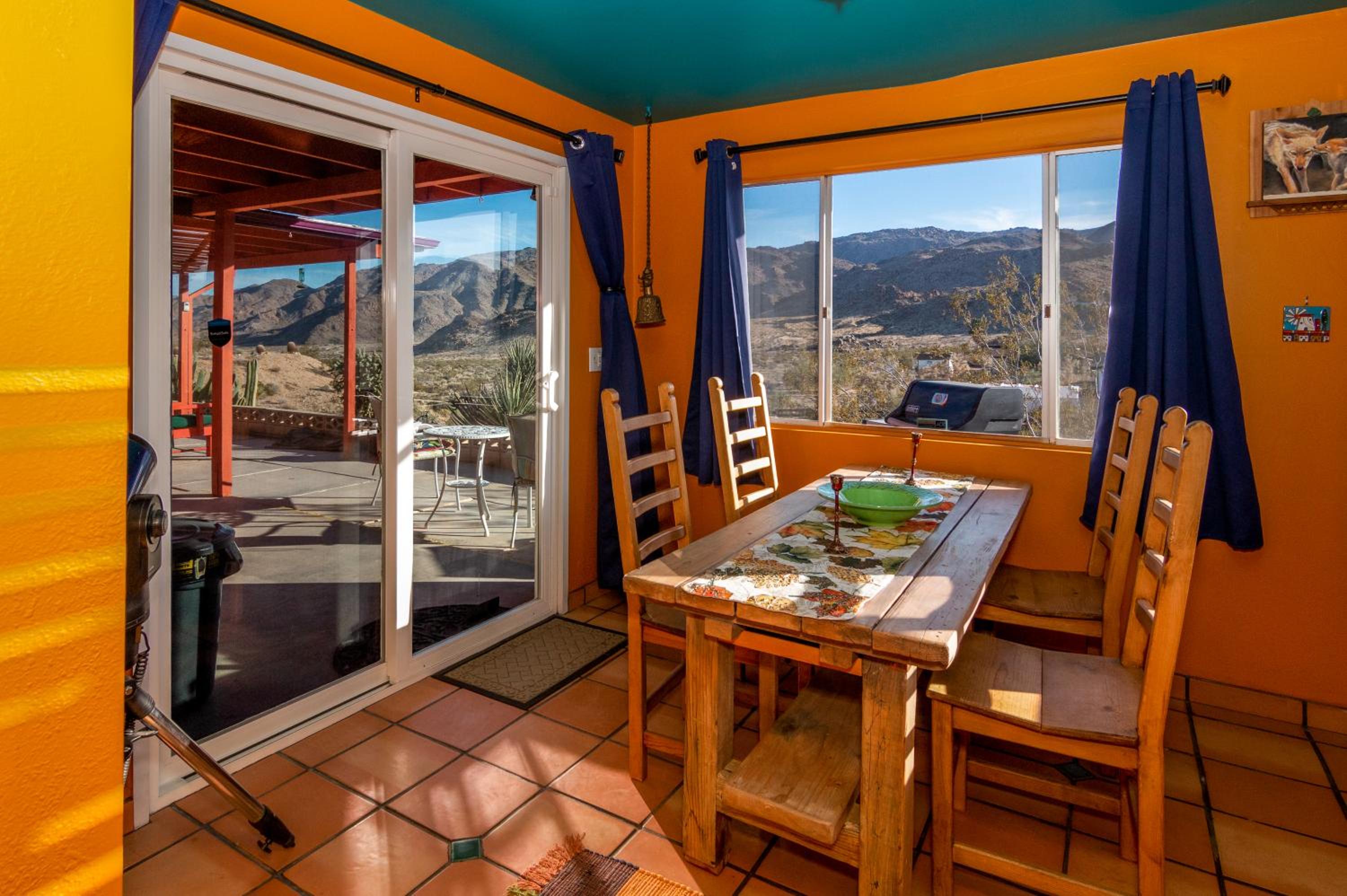 One-Bedroom House - Photo 7