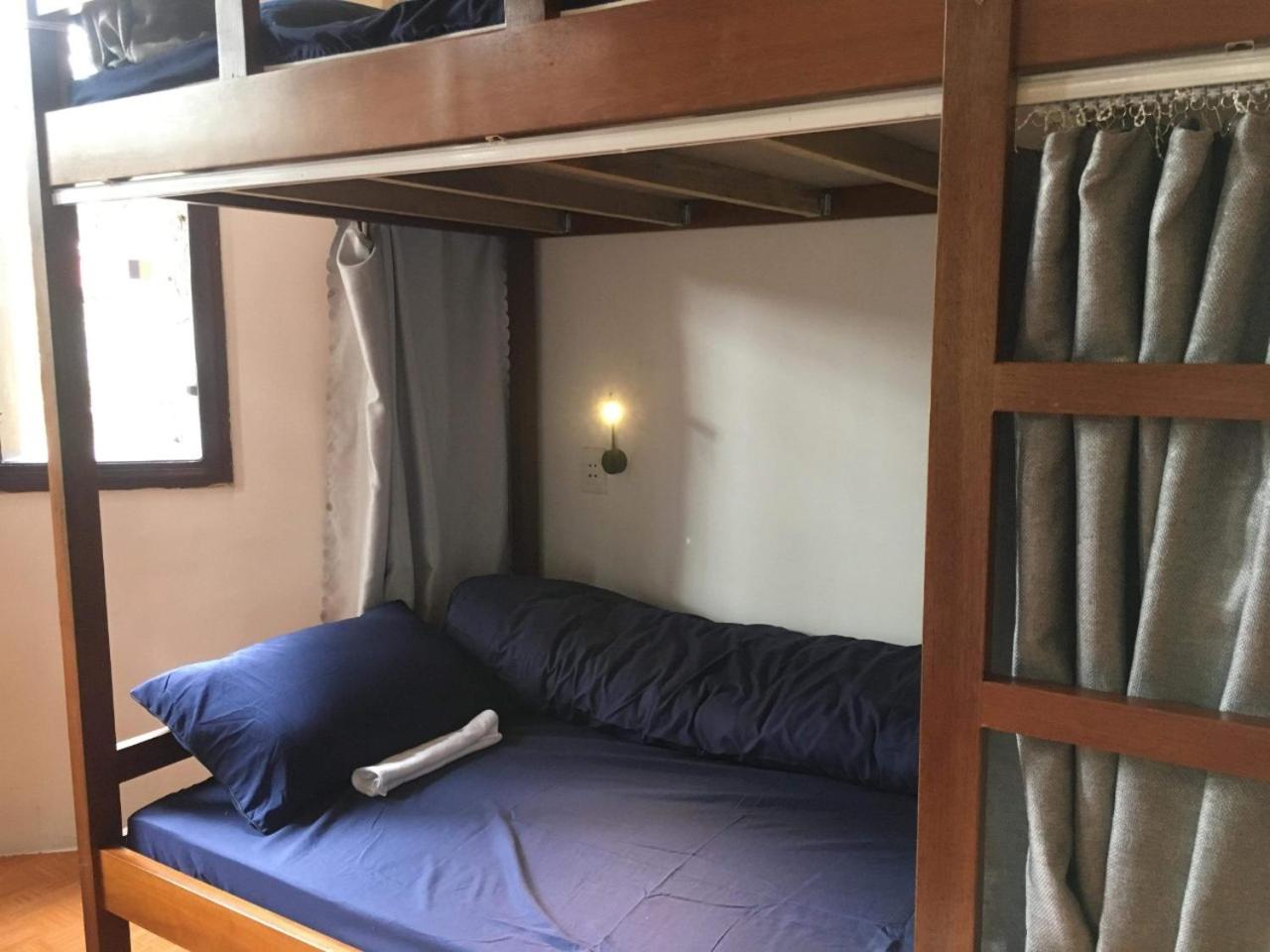 Bed in 6-Bed Dormitory Room photo 1
