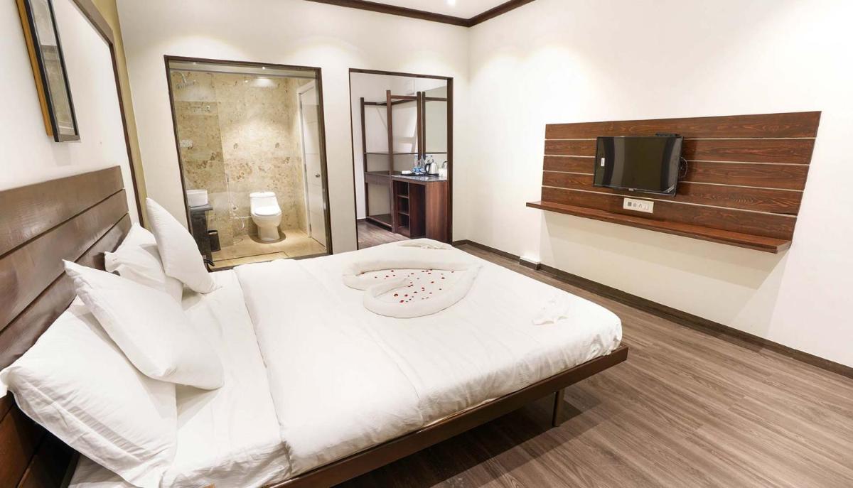 Queen Room with Sea View photo 1