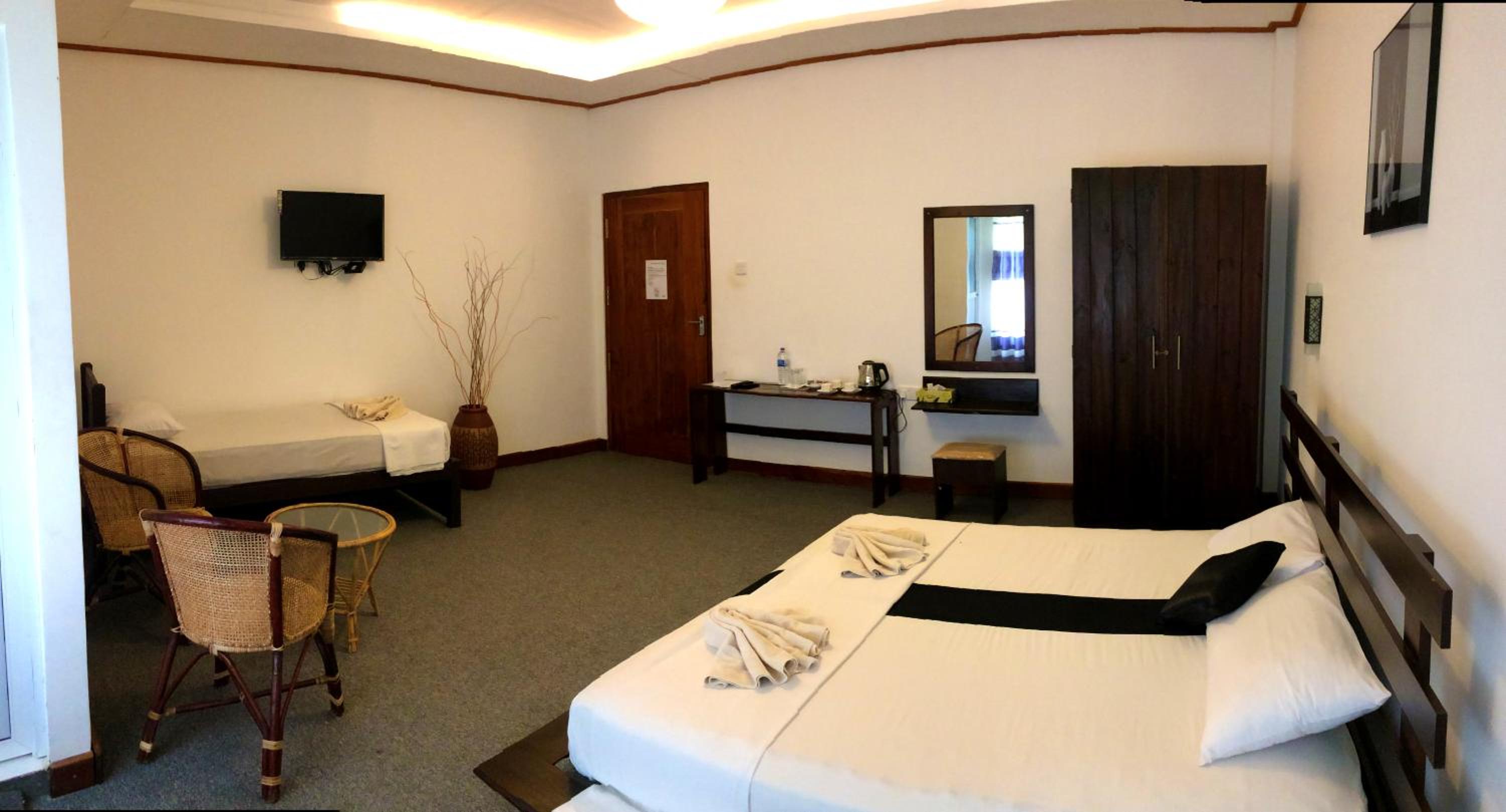 Luxury Triple Room