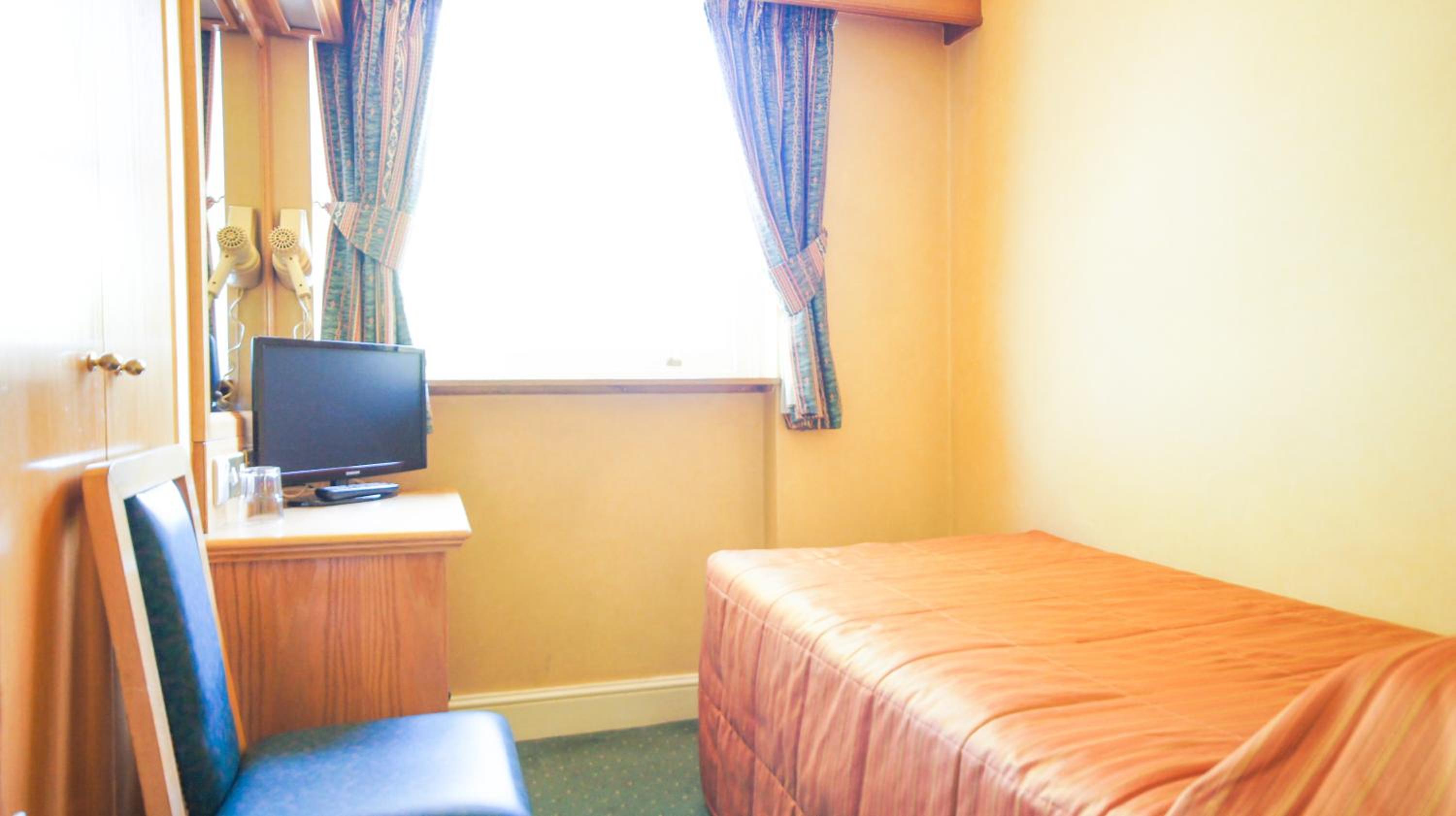 Single Room photo 1