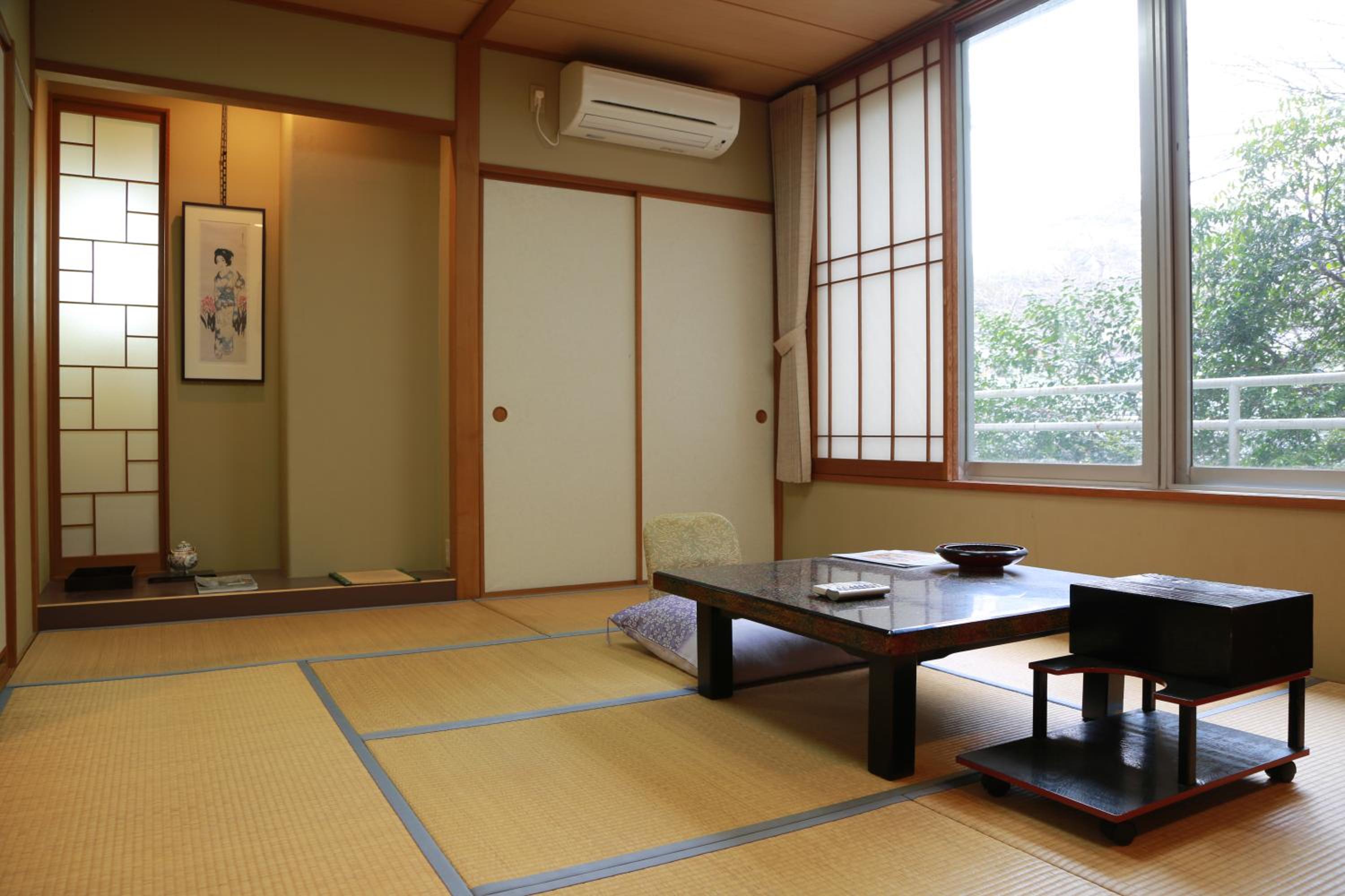 Japanese-Style Superior Room - Photo 6