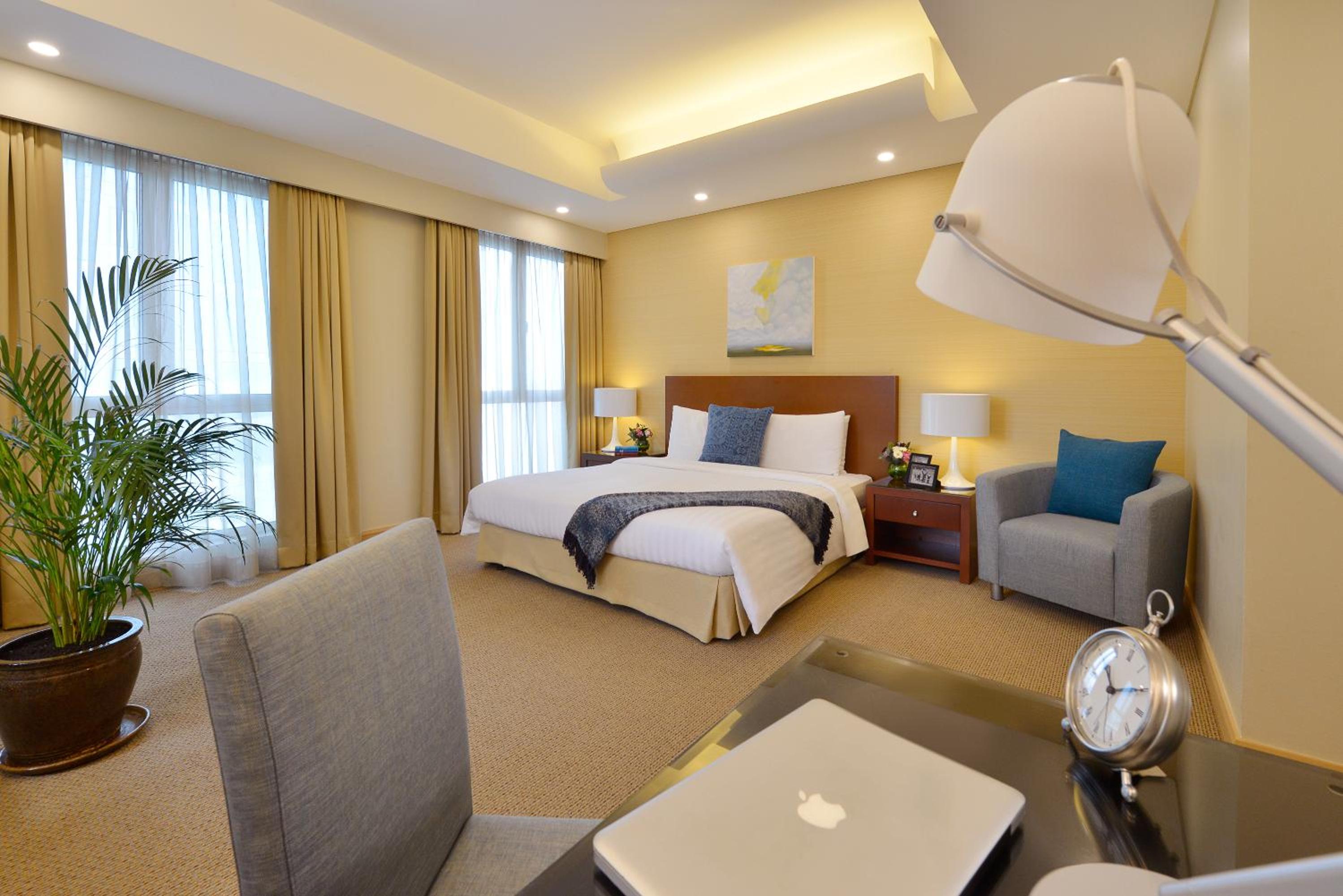 Deluxe Family Suite