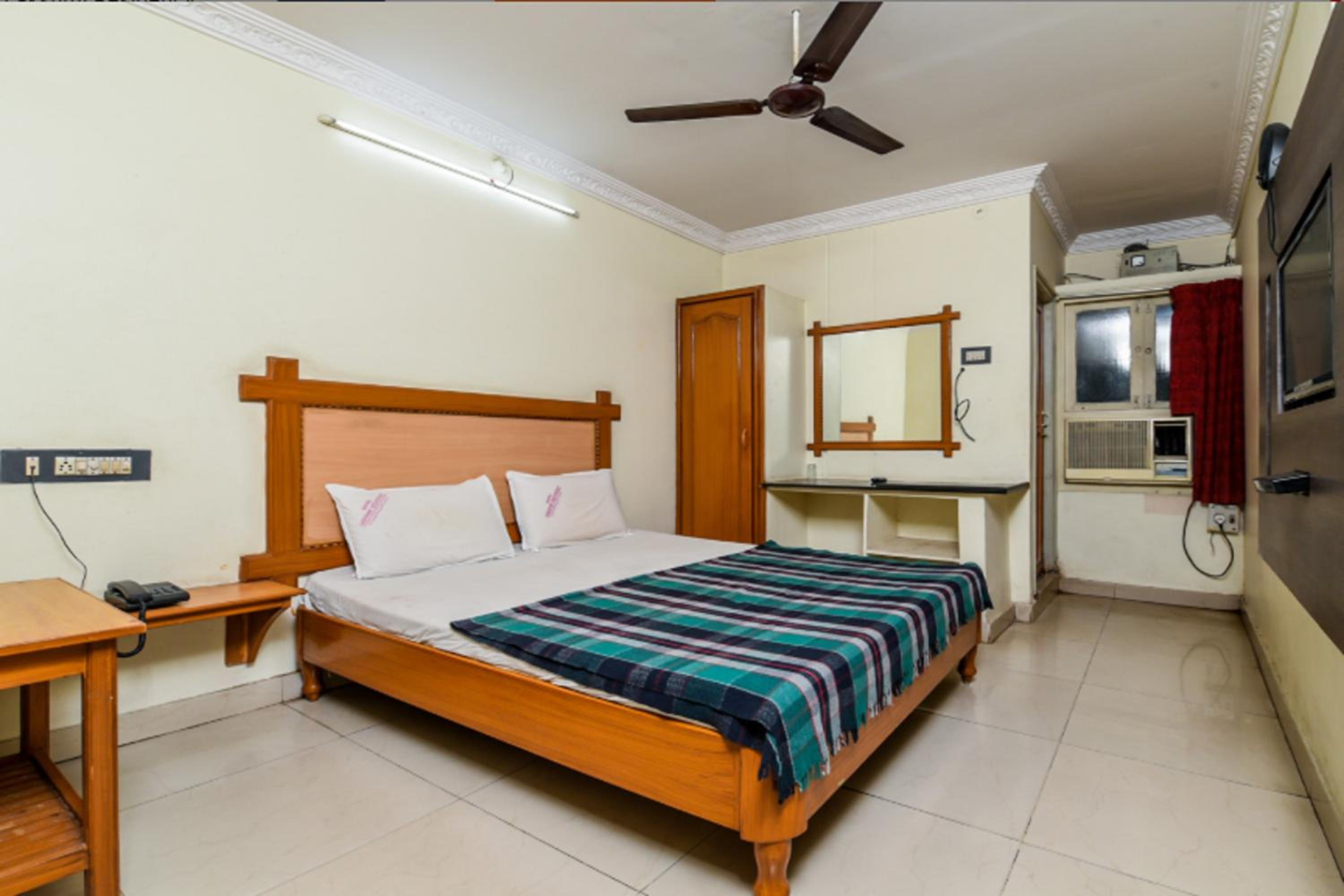 Deluxe Double Room - Photo 1
