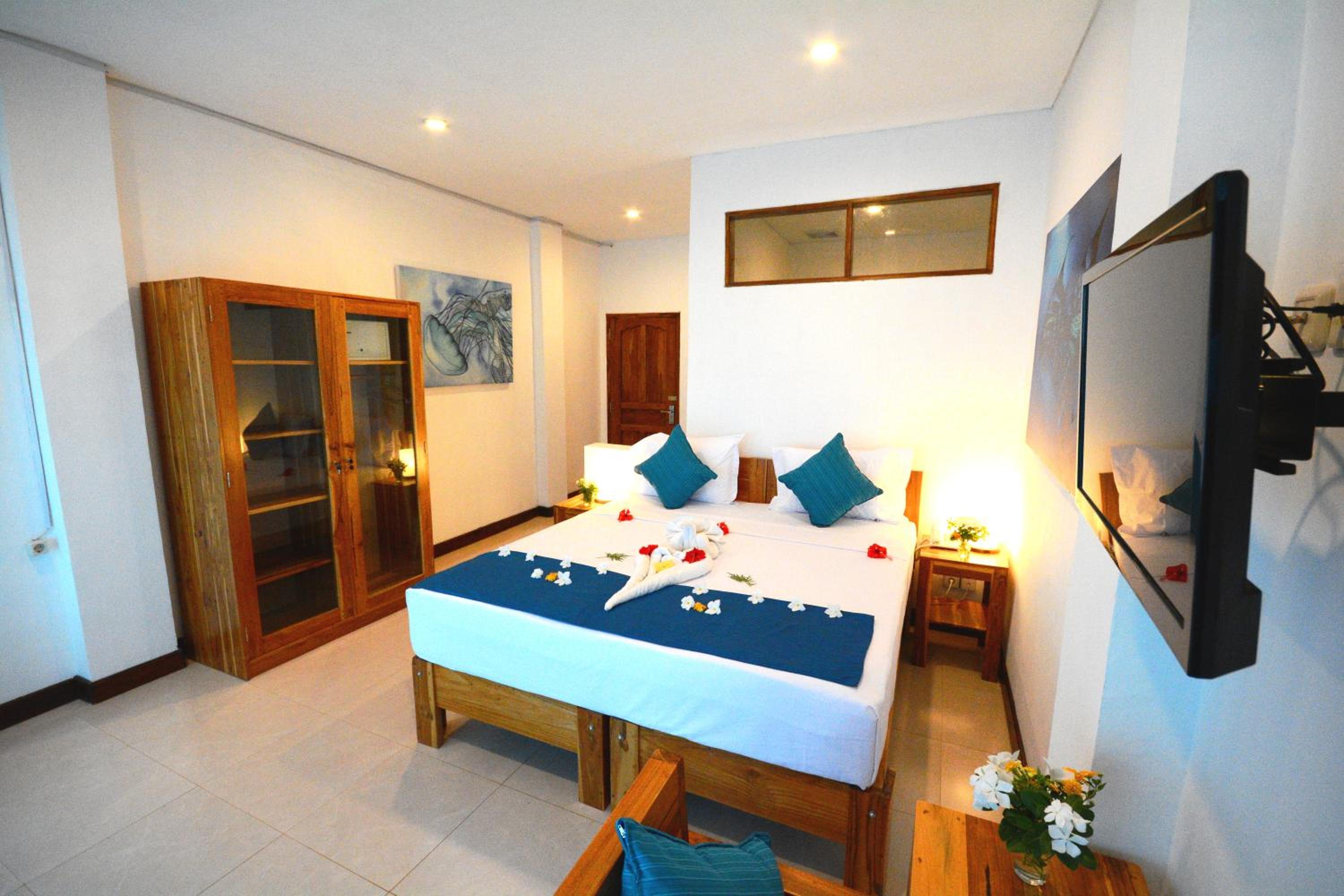 Superior Deluxe Double or Twin Room  - Photo 1