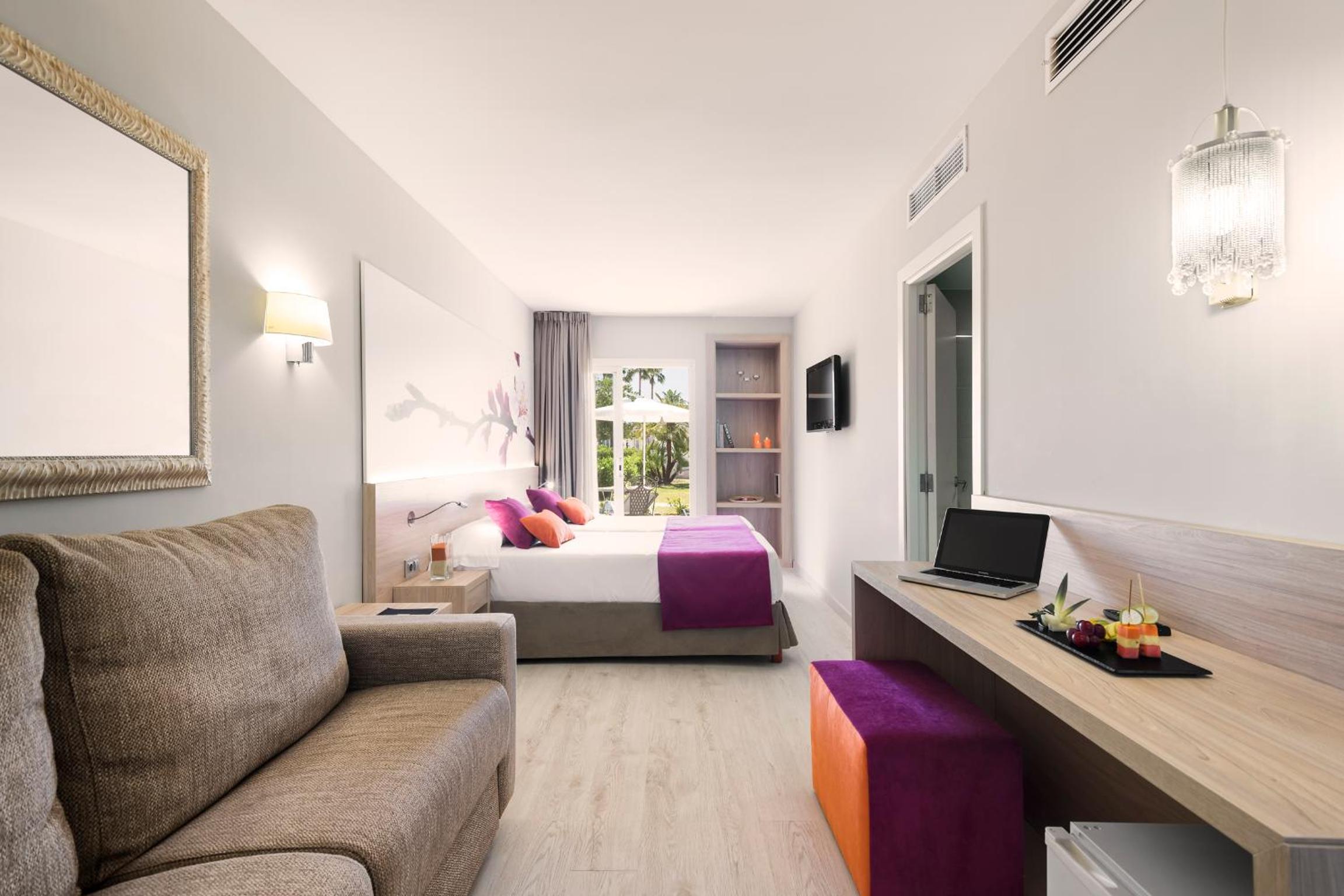 Superior Double Room - Photo 2