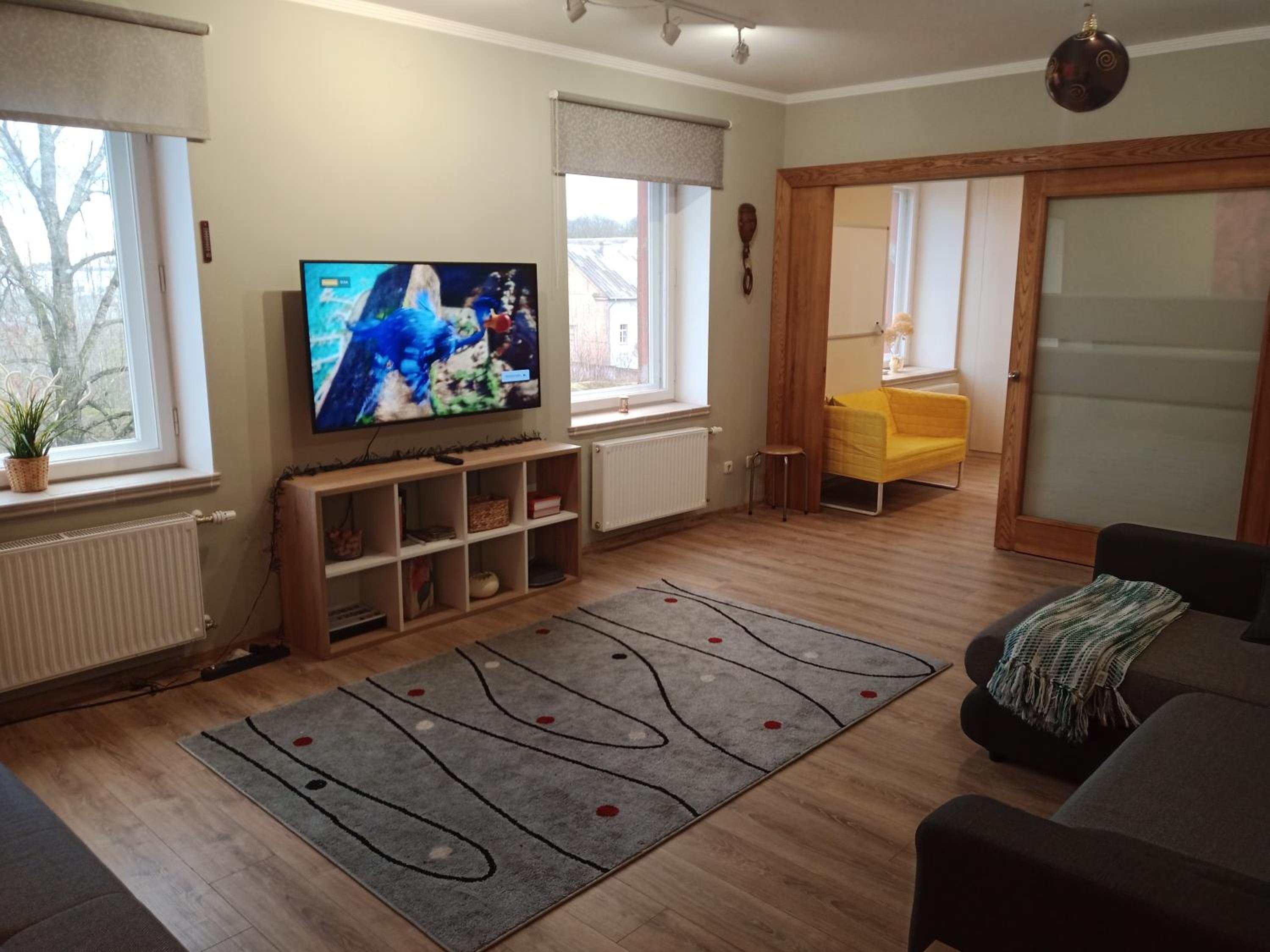 Three-Bedroom Apartment - Photo 30