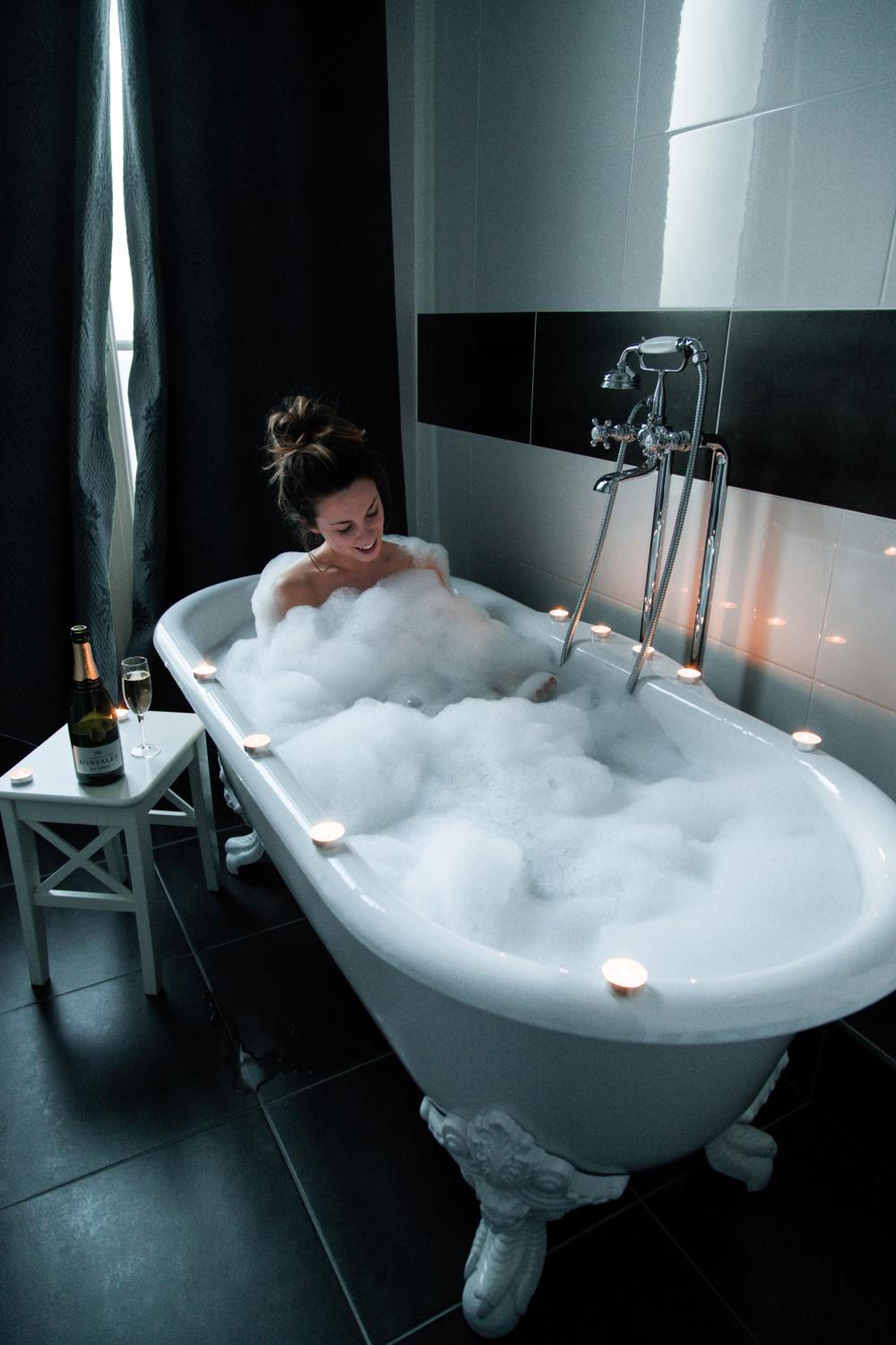 Deluxe Suite photo 2