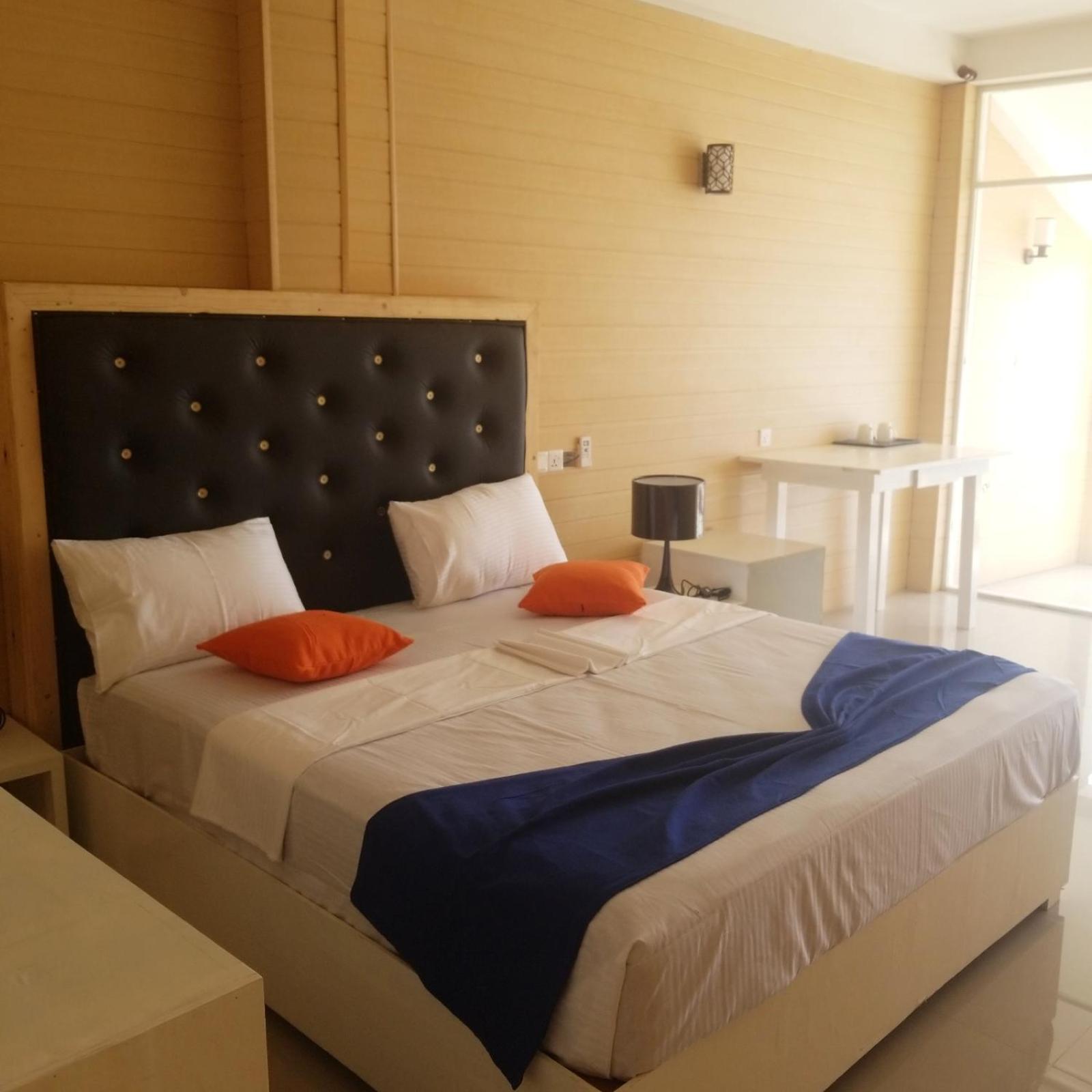 Deluxe Double Room with Sea View - Photo 2