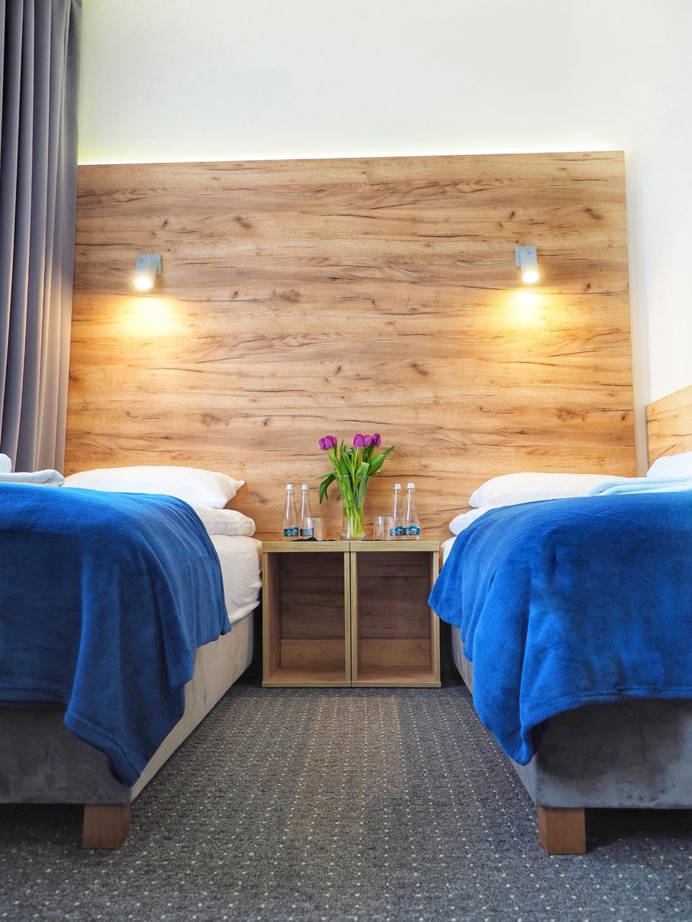 Double Room with Private Bathroom - Photo 13