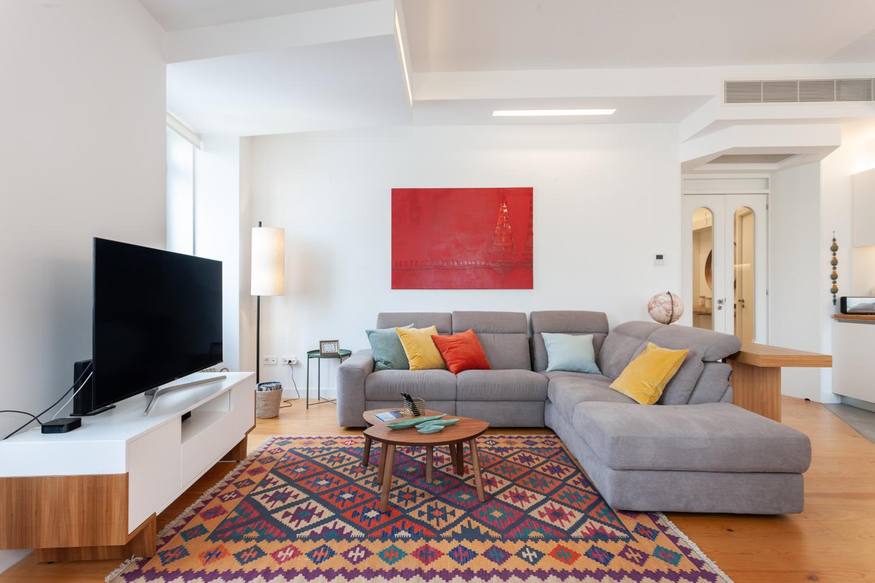 Two-Bedroom Apartment - Photo 16