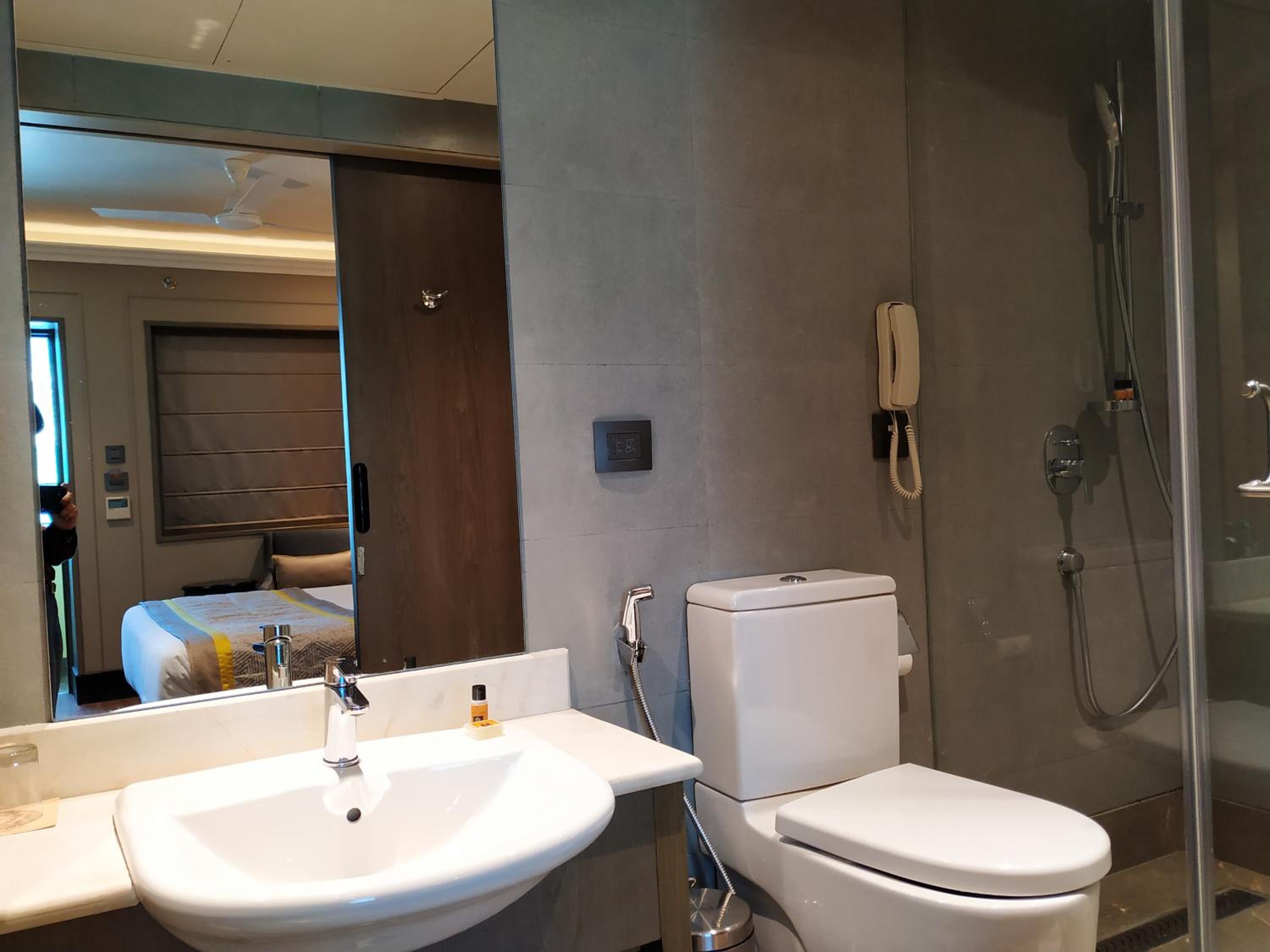Elite Room - Photo 15