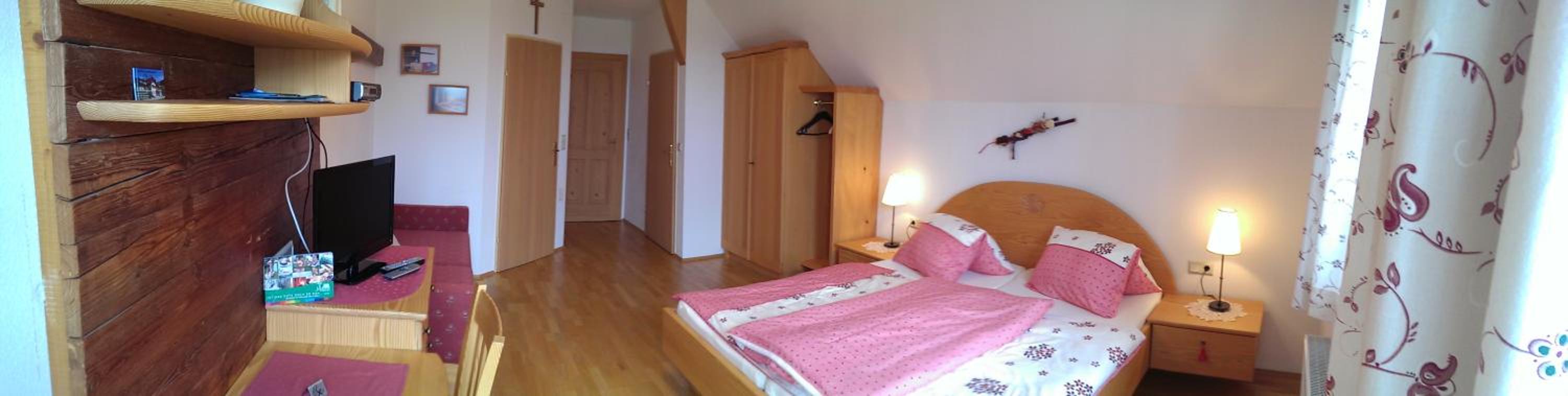 Double or Twin Room with Balcony photo 1