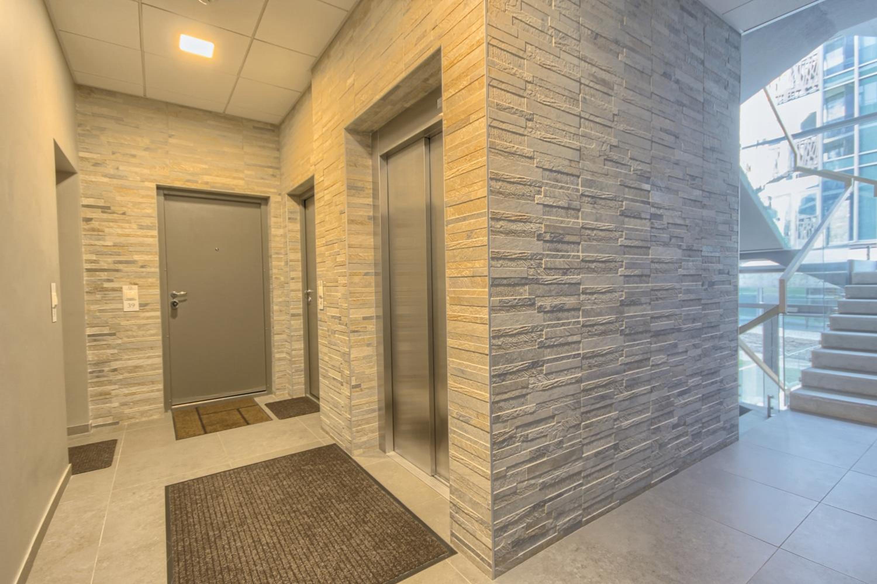 One-Bedroom Apartment - Photo 19