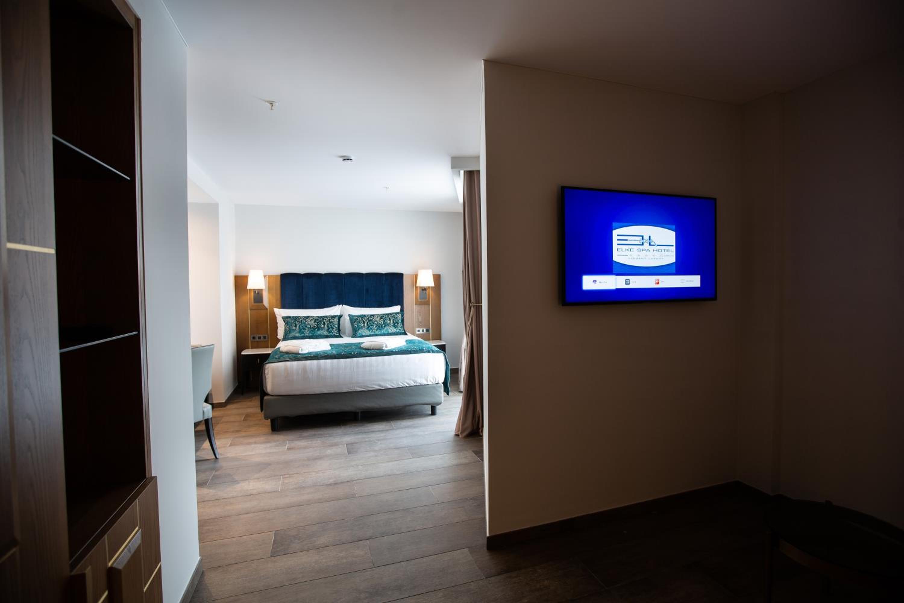 Junior Suite - Photo 1