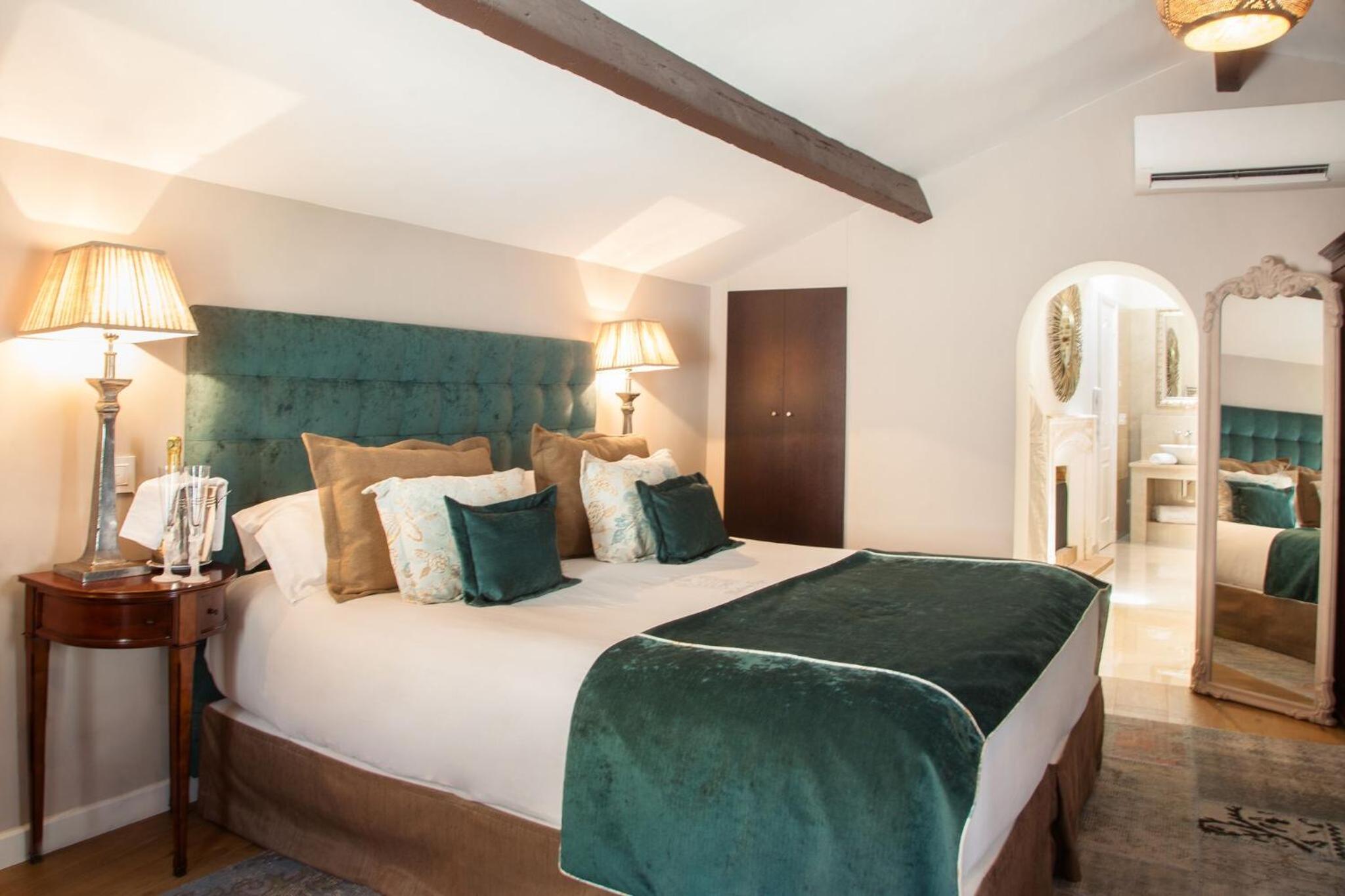 Elegance Double Room