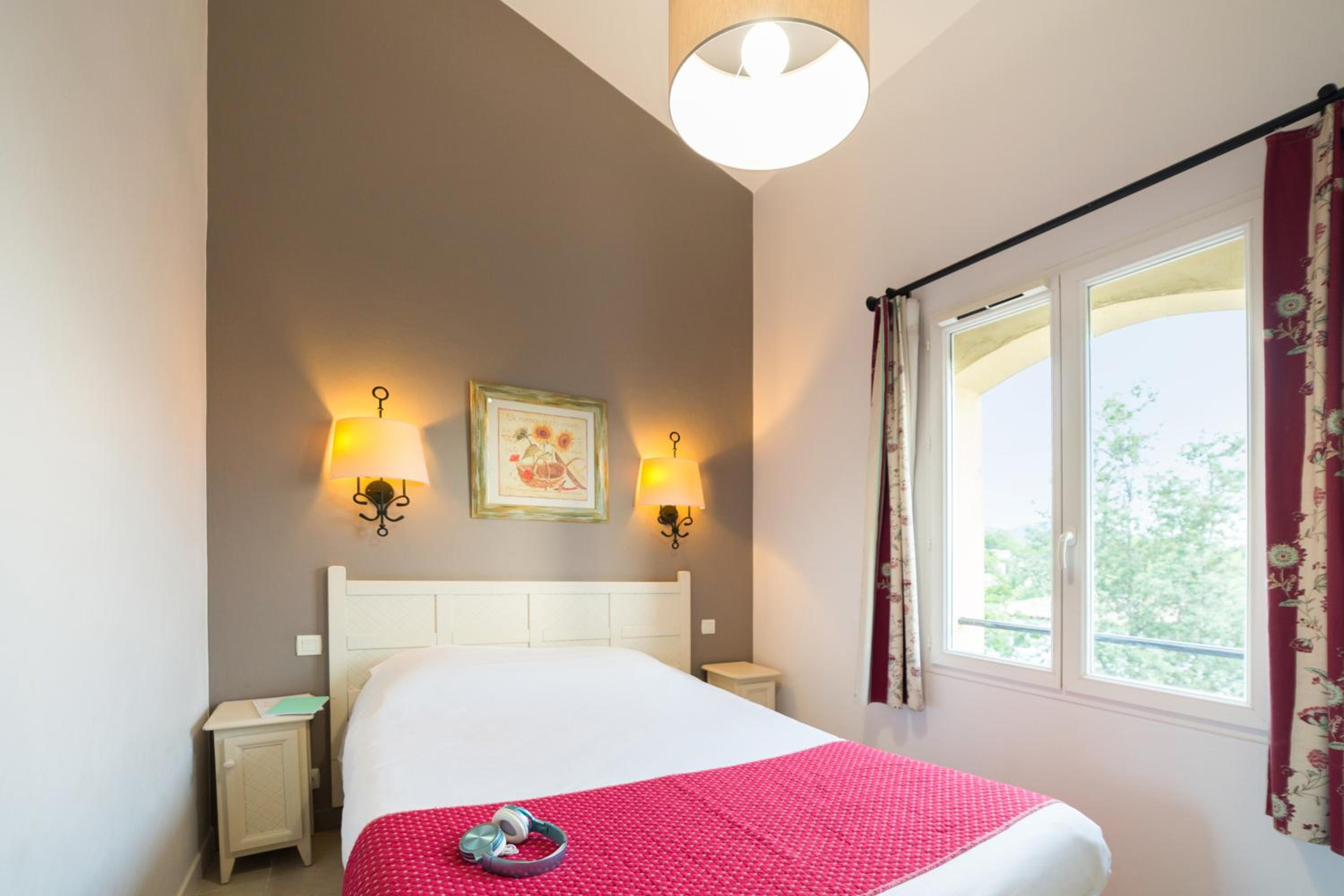 Two-Bedroom Duplex House with Terrace (6 People) photo 1