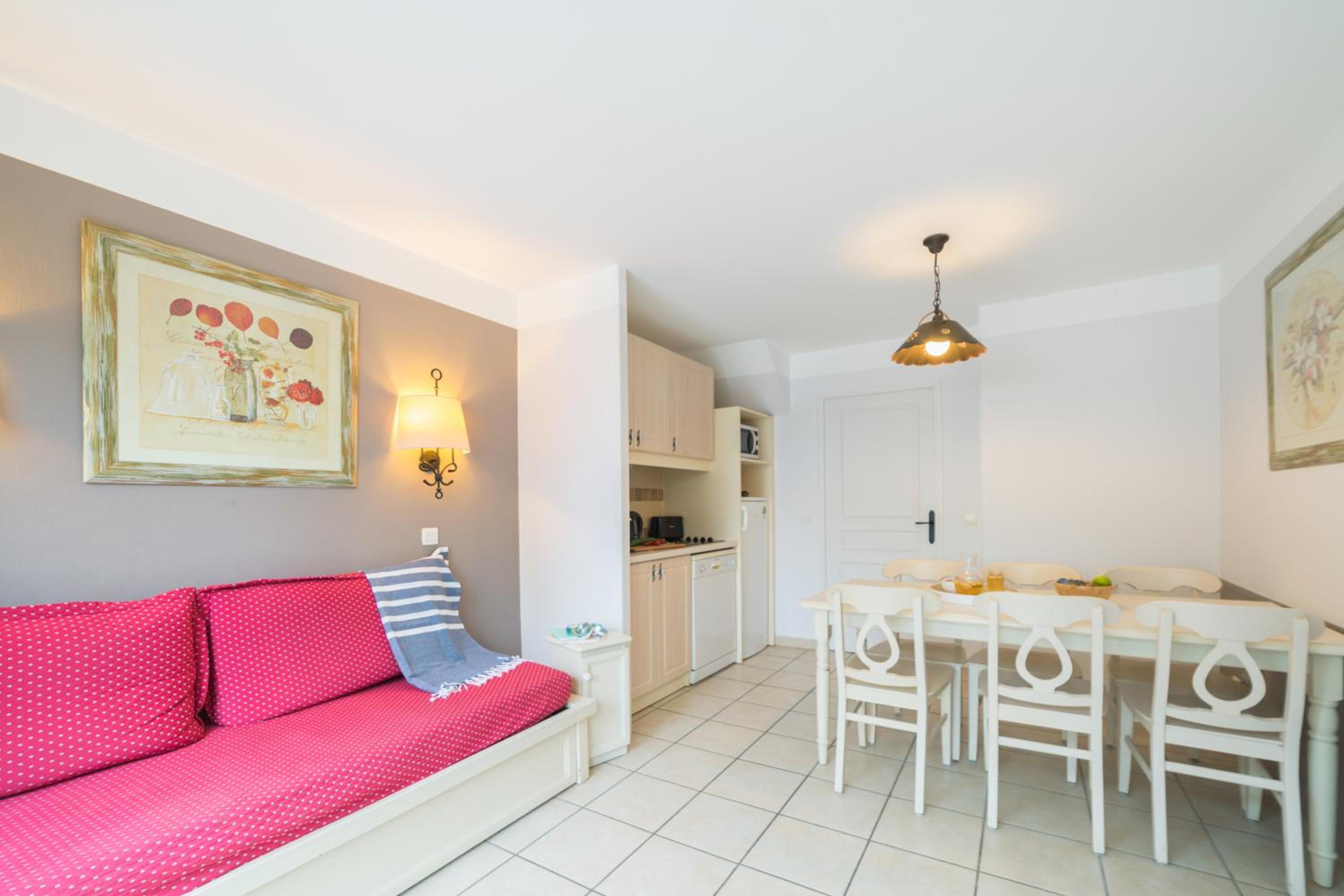 Two-Bedroom Duplex House with Terrace (6 People) photo 2